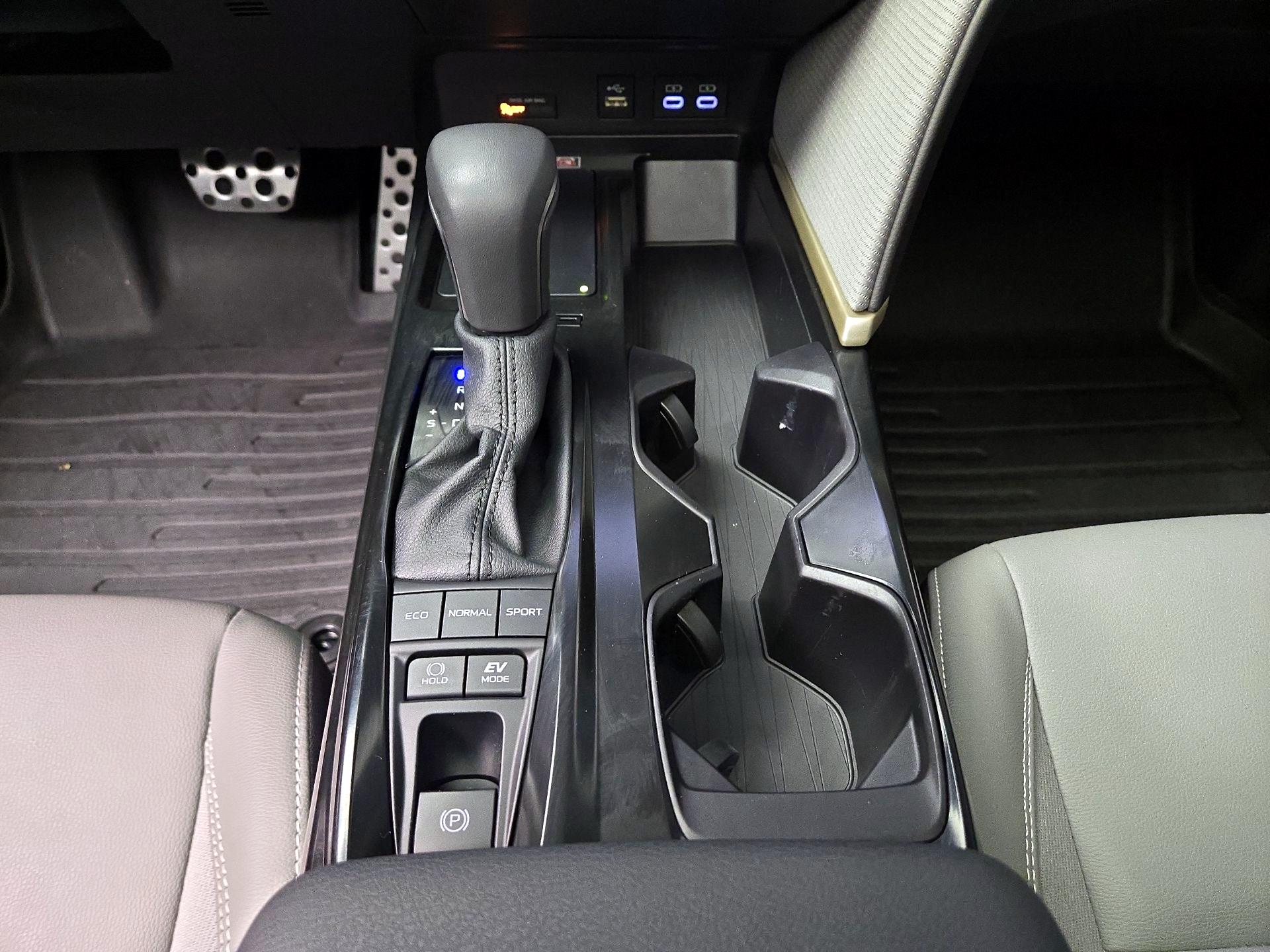 Thumbnail: 2025 Toyota Camry - 17