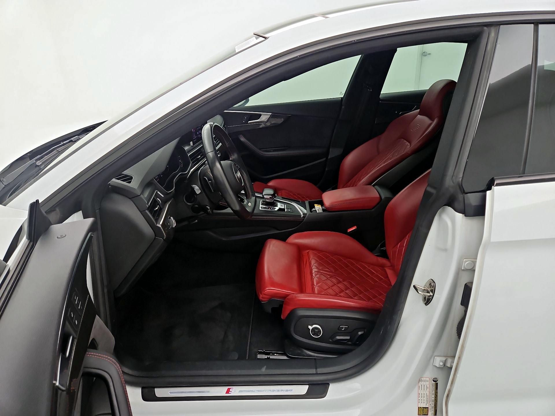 Thumbnail: 2019 Audi S5 - 11