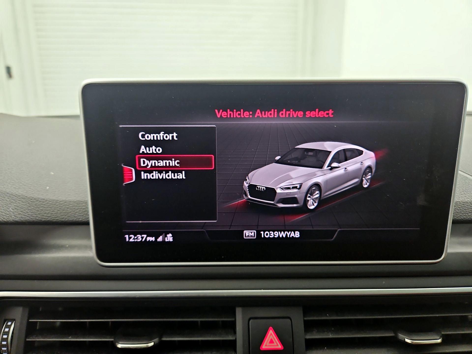 Thumbnail: 2019 Audi S5 - 16