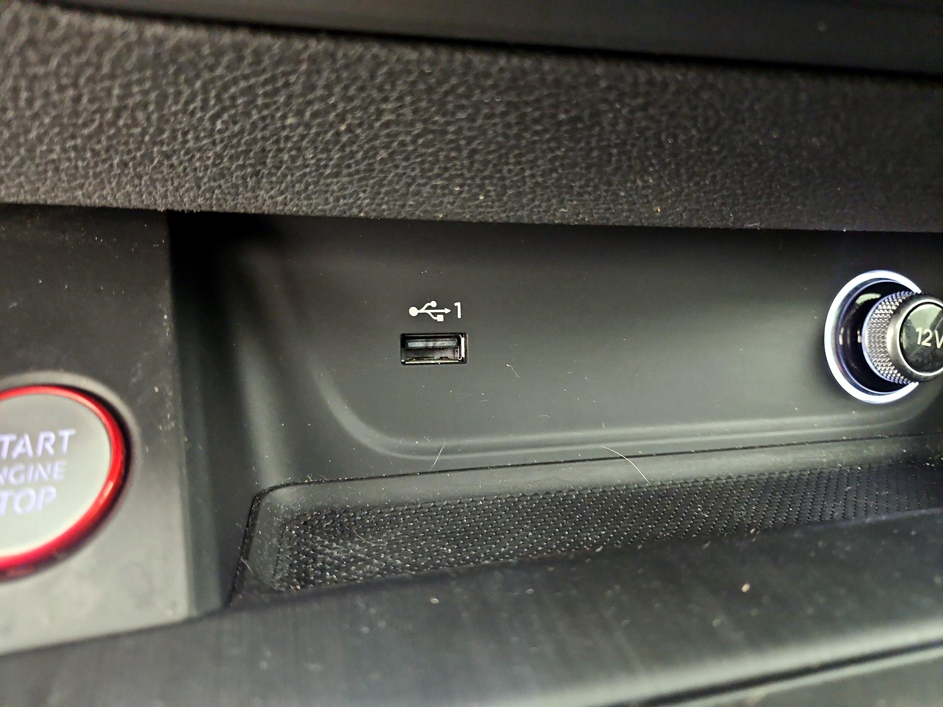 Thumbnail: 2019 Audi S5 - 19