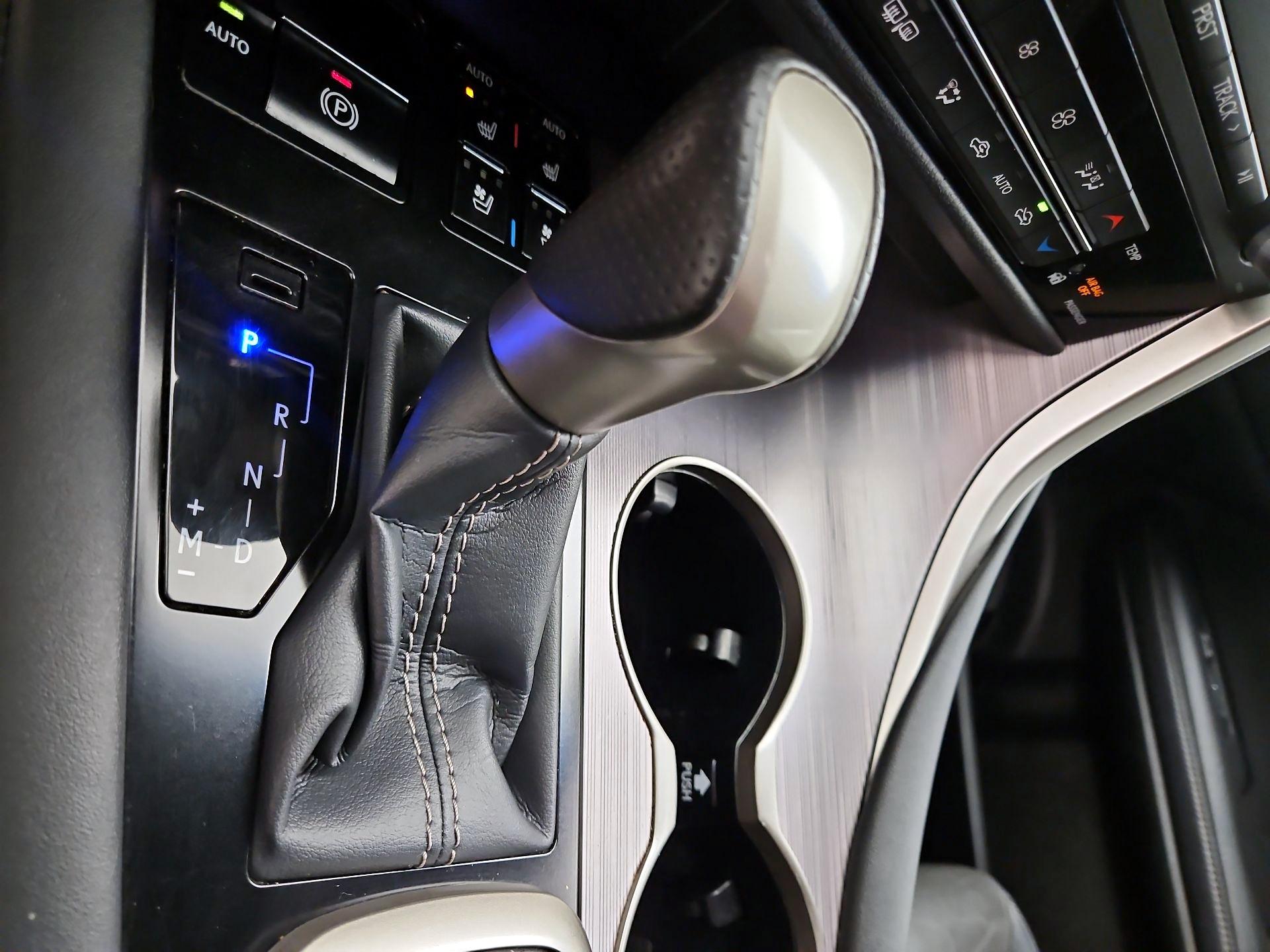 Thumbnail: 2017 Lexus RX - 18