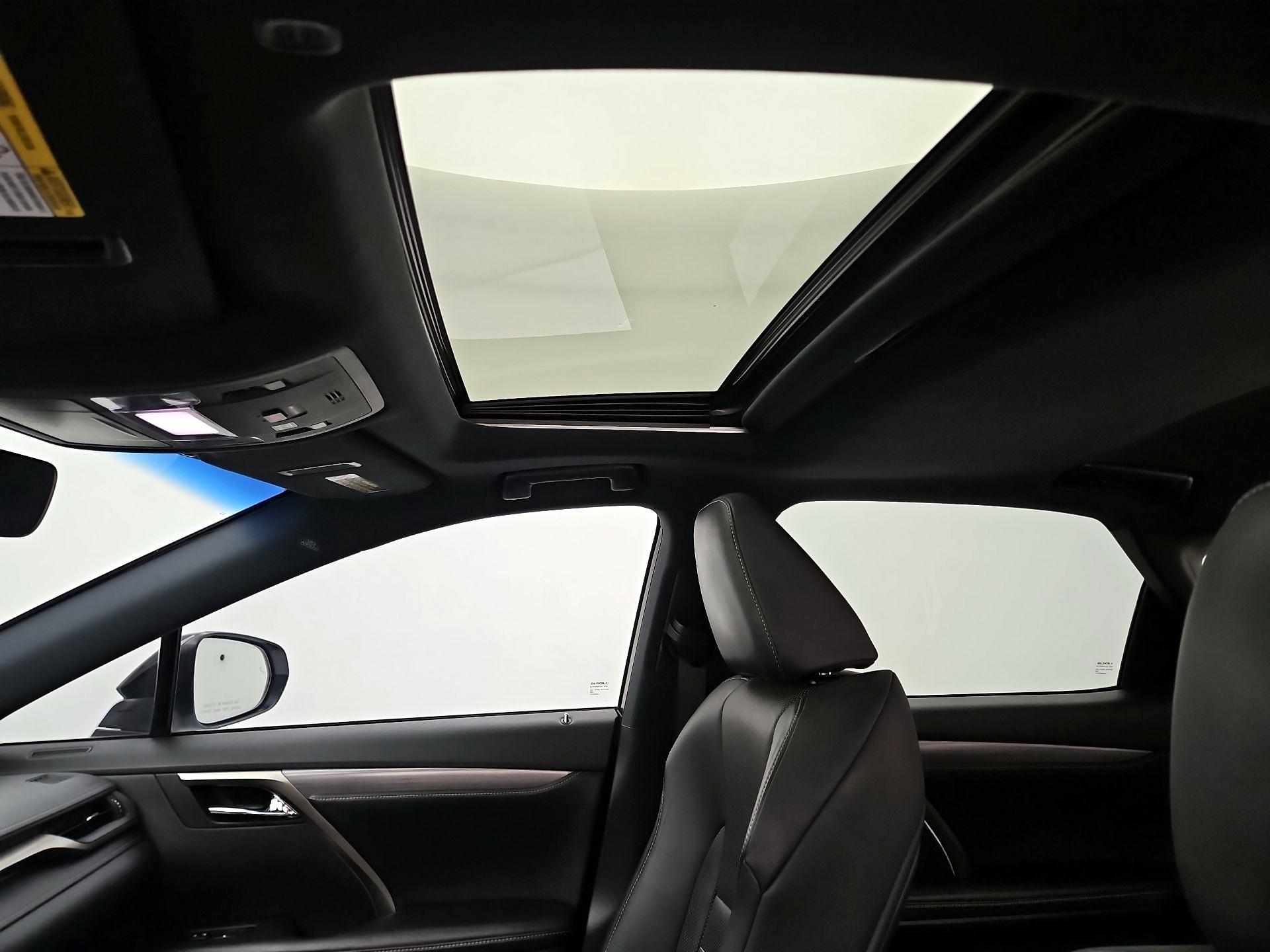 Thumbnail: 2017 Lexus RX - 20