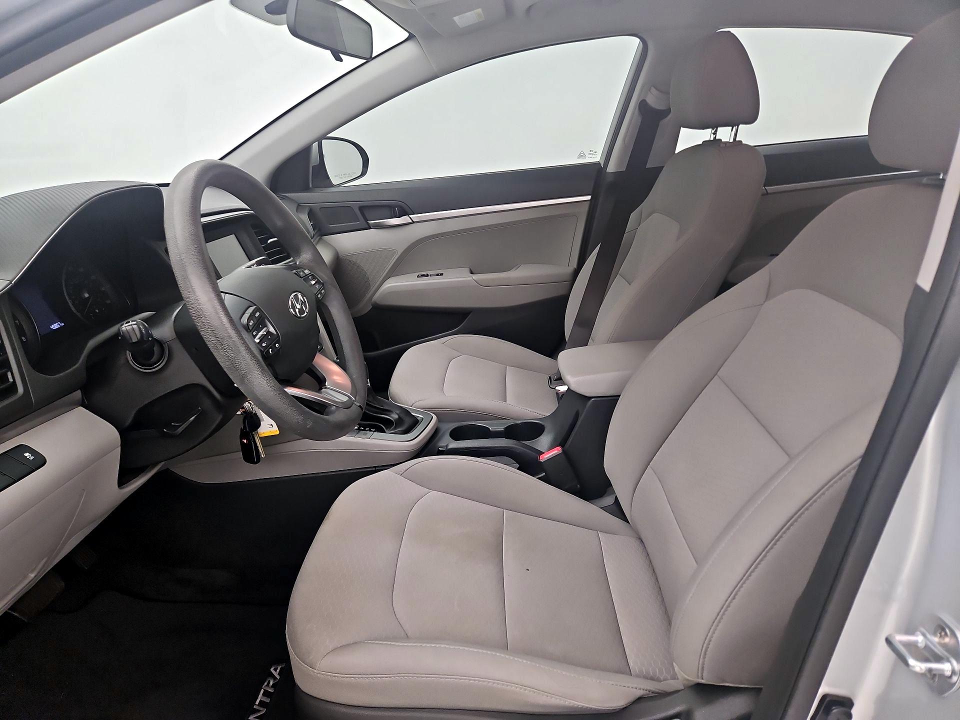 Thumbnail: 2019 Hyundai Elantra - 11