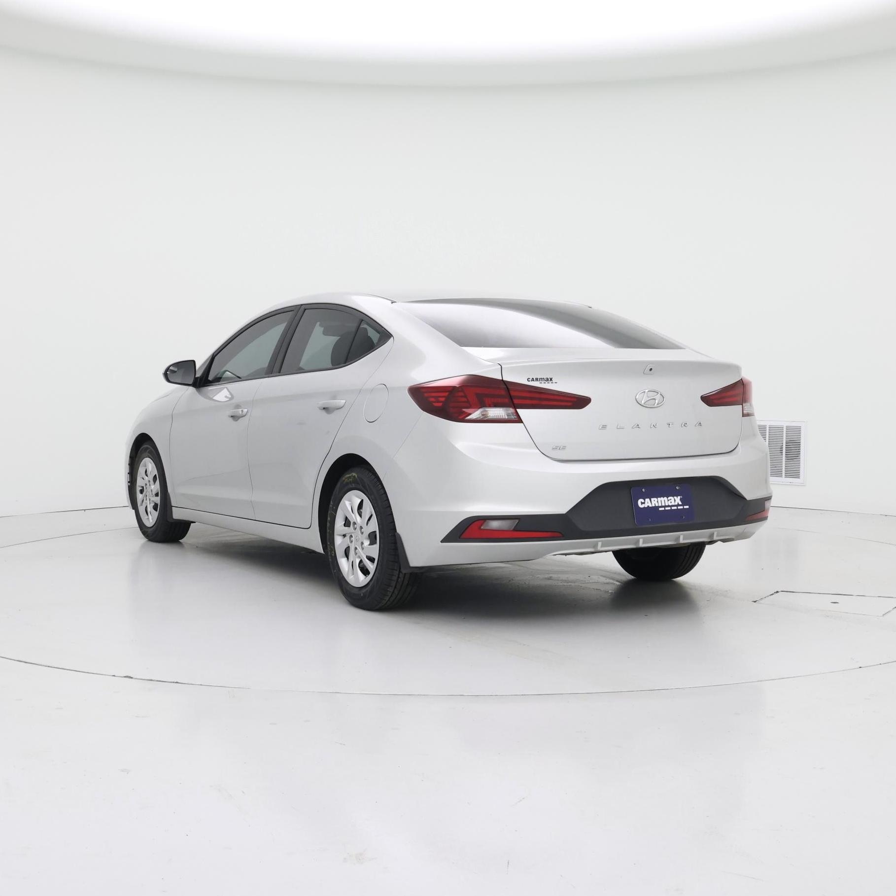 Thumbnail: 2019 Hyundai Elantra - 2