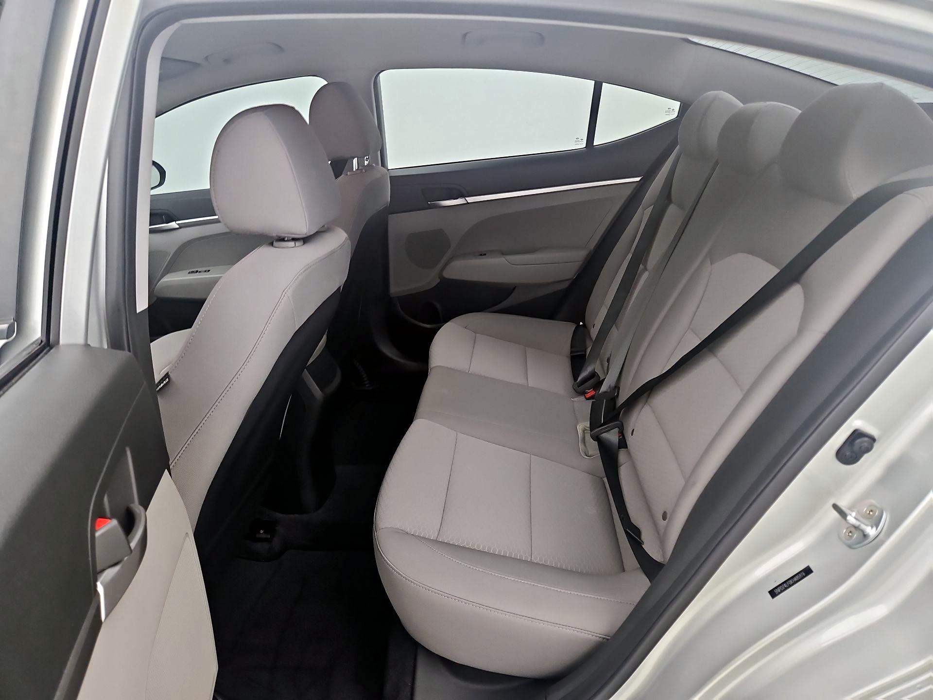 Thumbnail: 2019 Hyundai Elantra - 19