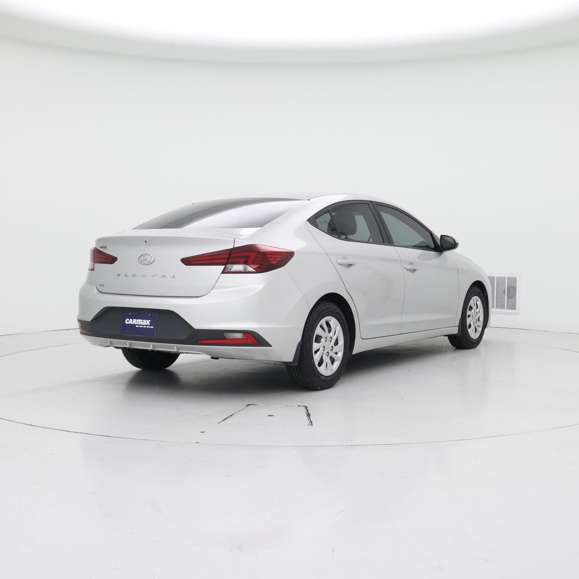 Thumbnail: 2019 Hyundai Elantra - 8