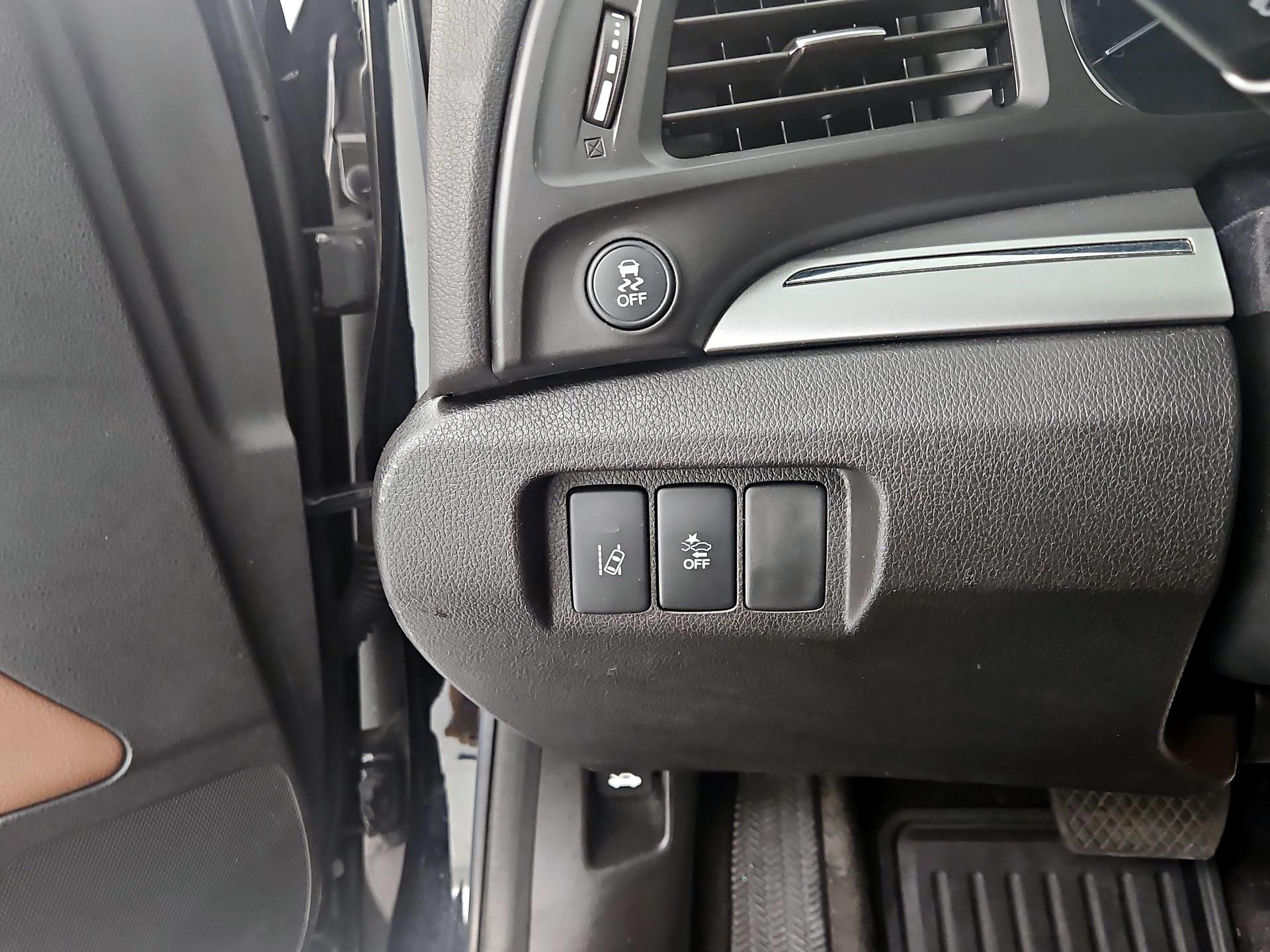 Thumbnail: 2022 Acura ILX - 13