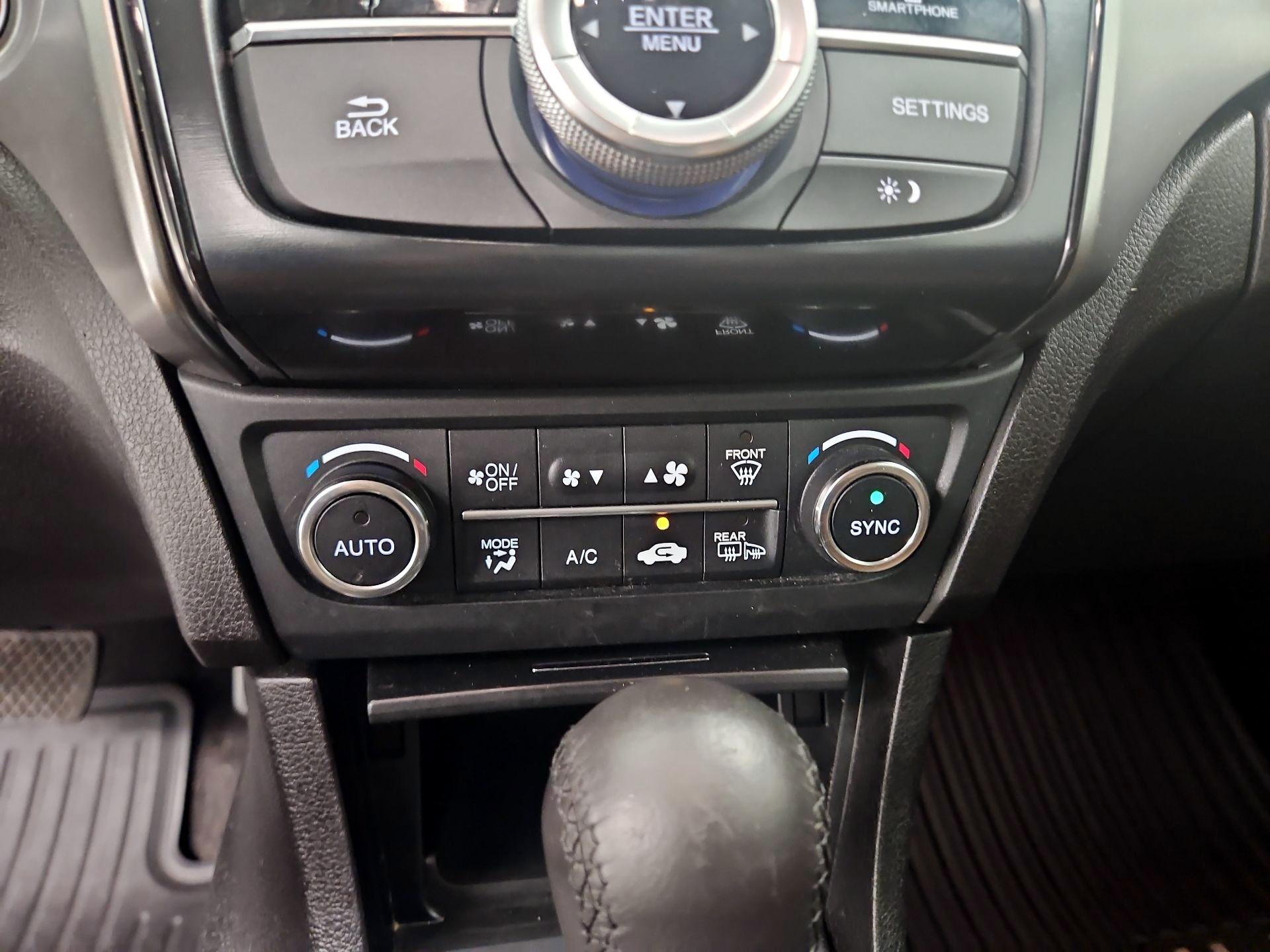 Thumbnail: 2022 Acura ILX - 16