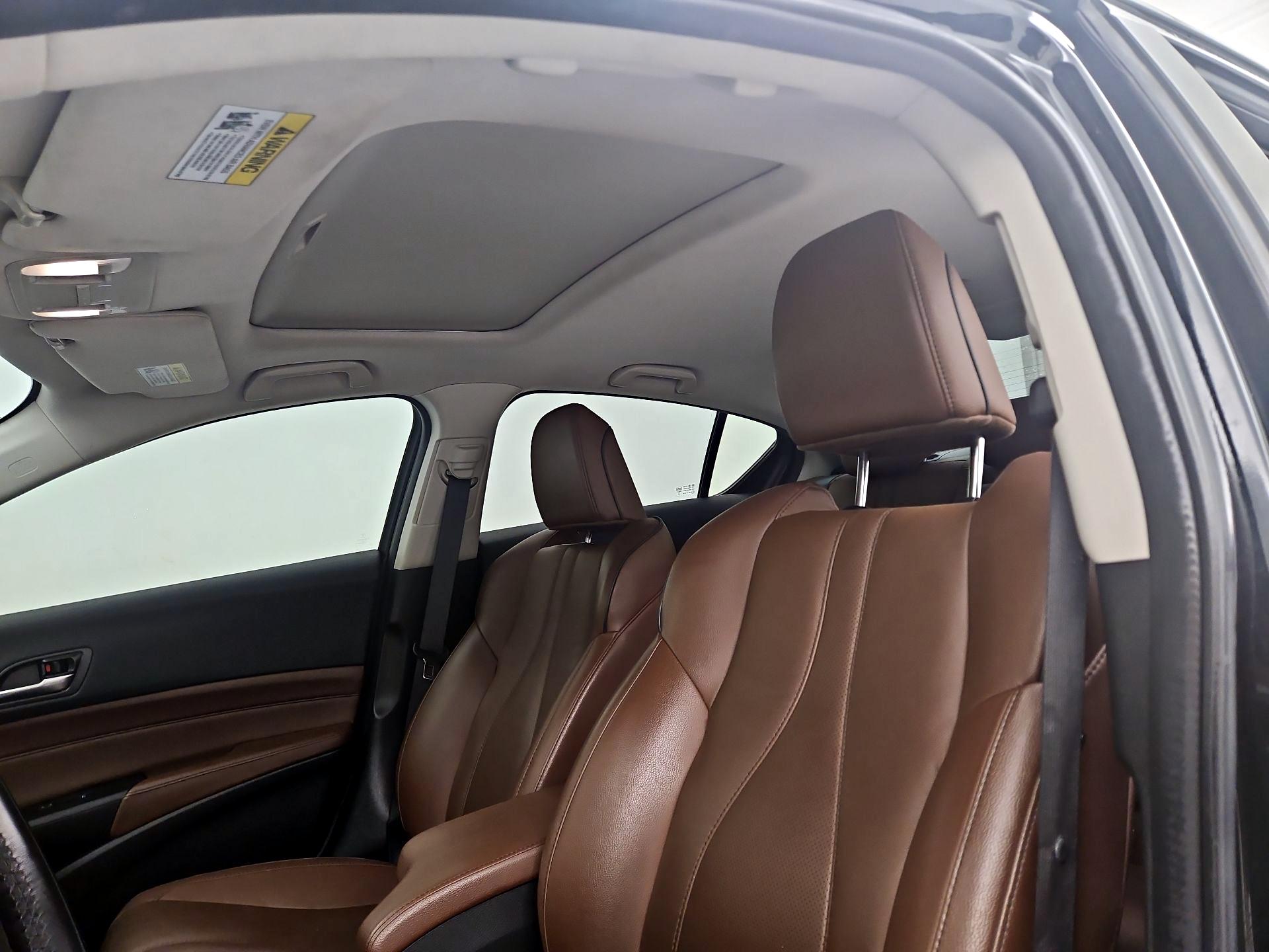 Thumbnail: 2022 Acura ILX - 18