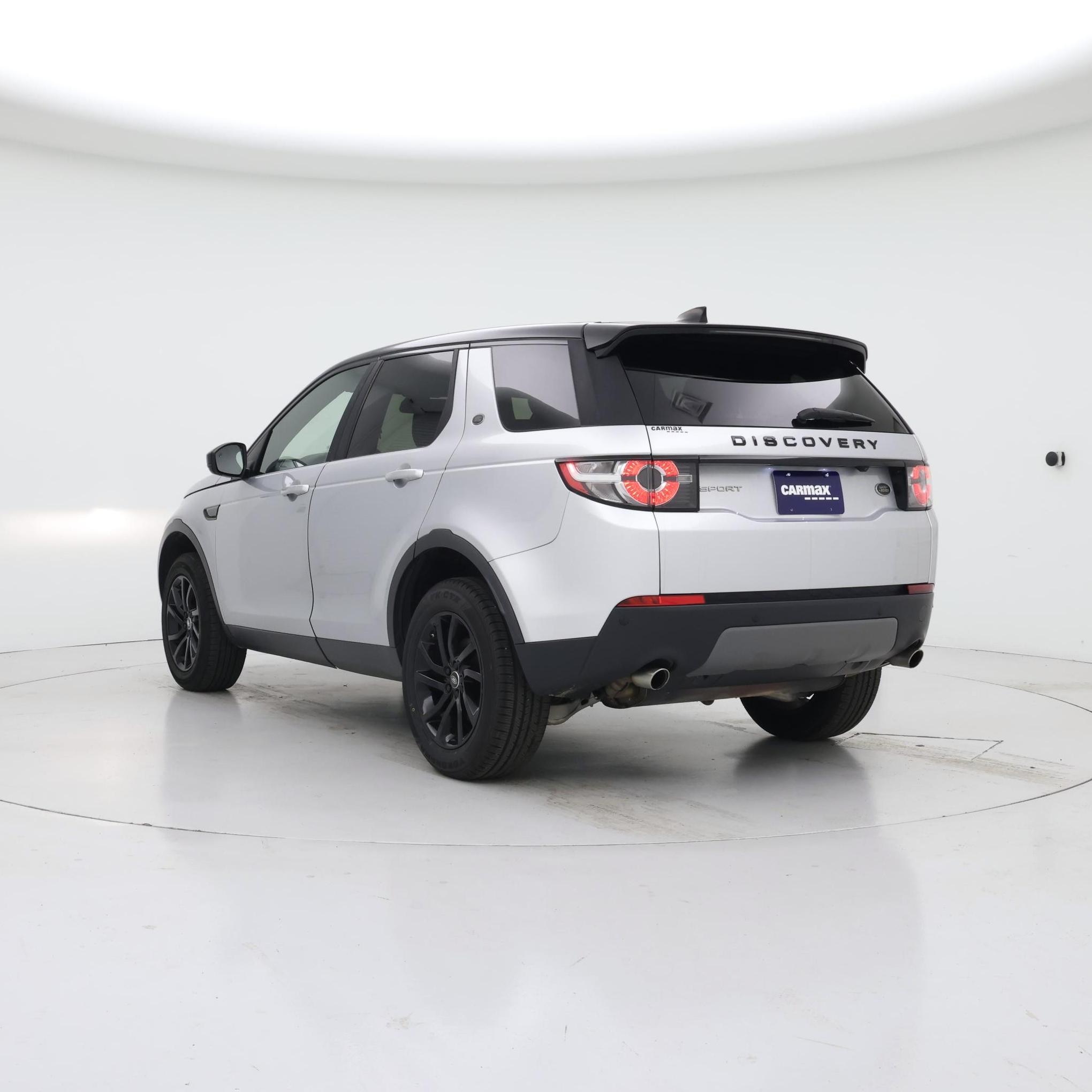 Thumbnail: 2019 Land Rover Discovery Sport - 2