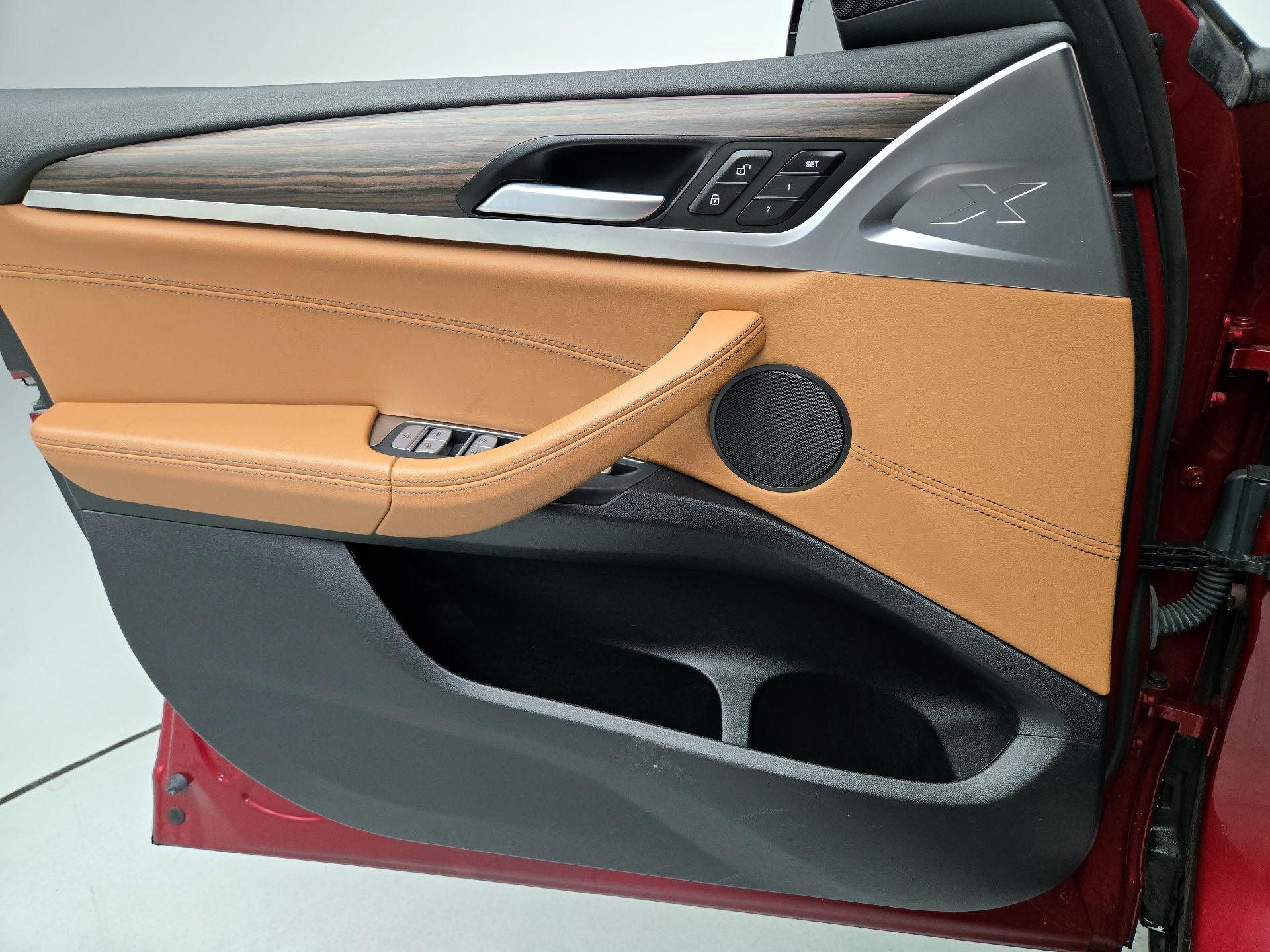 Thumbnail: 2021 BMW X4 - 12