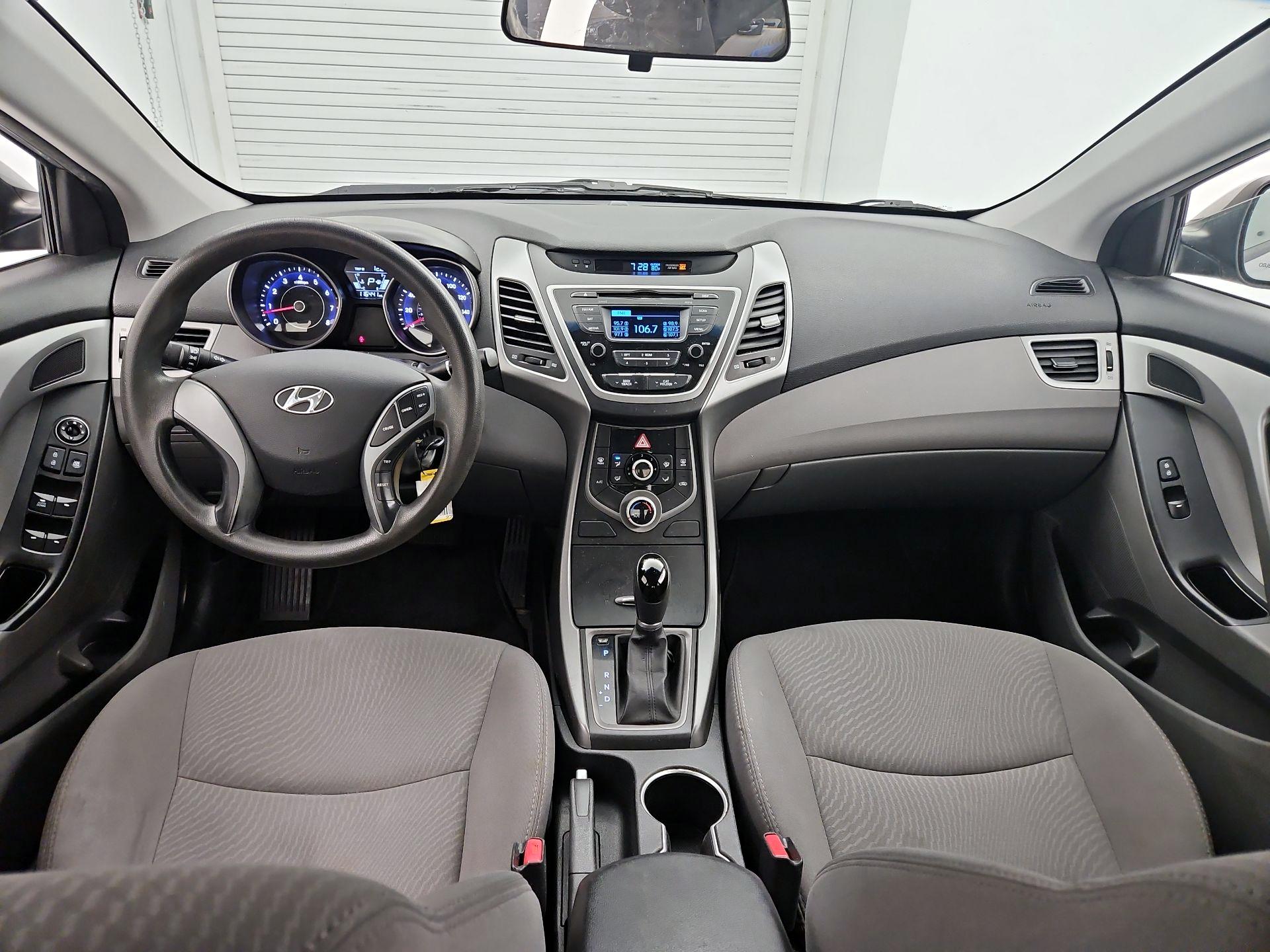 Thumbnail: 2016 Hyundai Elantra - 9