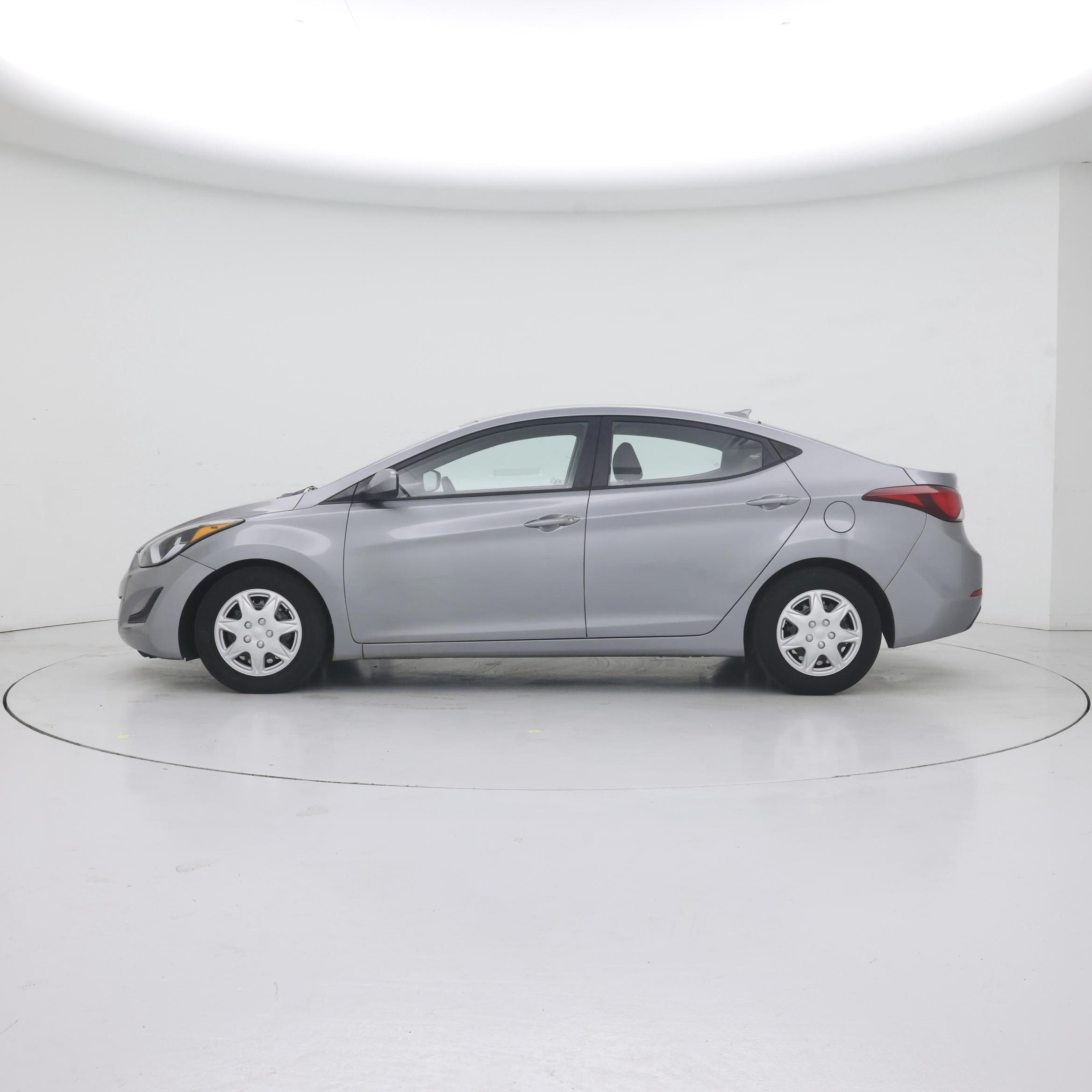 Thumbnail: 2016 Hyundai Elantra - 3