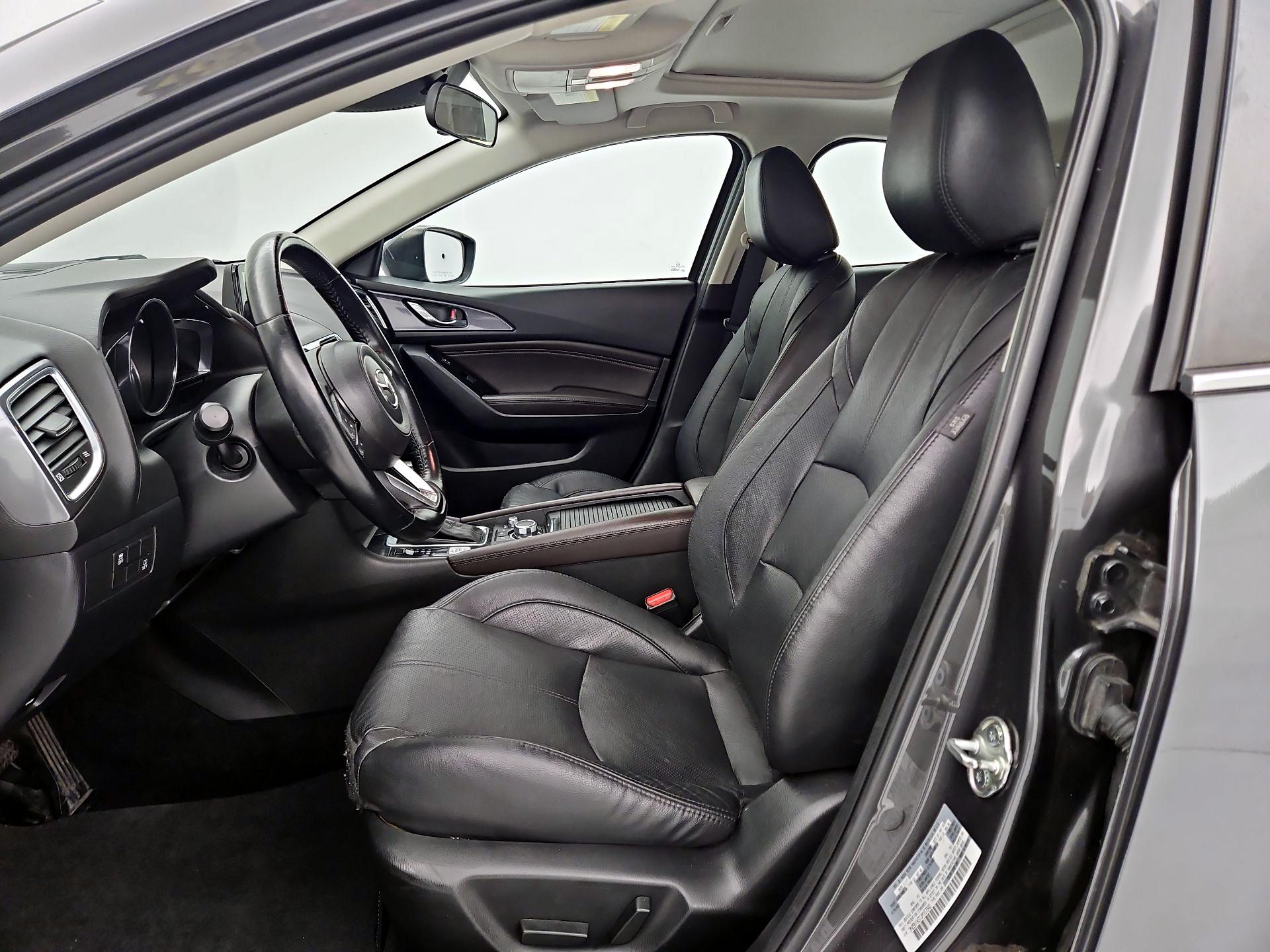 Thumbnail: 2018 Mazda Mazda3 - 11