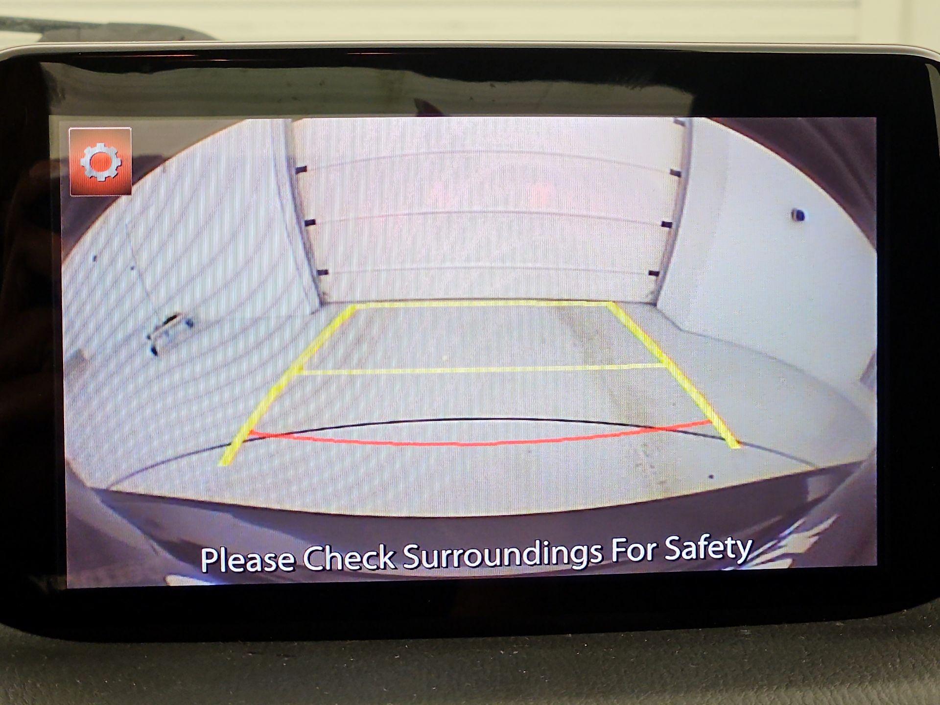 Thumbnail: 2018 Mazda Mazda3 - 15