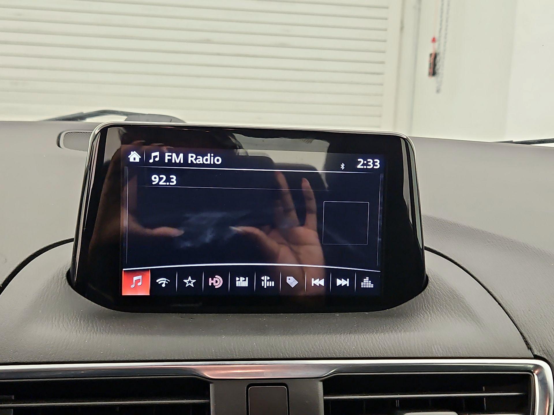 Thumbnail: 2018 Mazda Mazda3 - 16