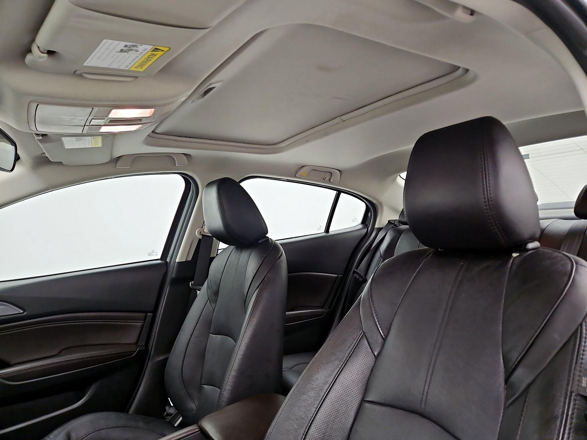 Thumbnail: 2018 Mazda Mazda3 - 20