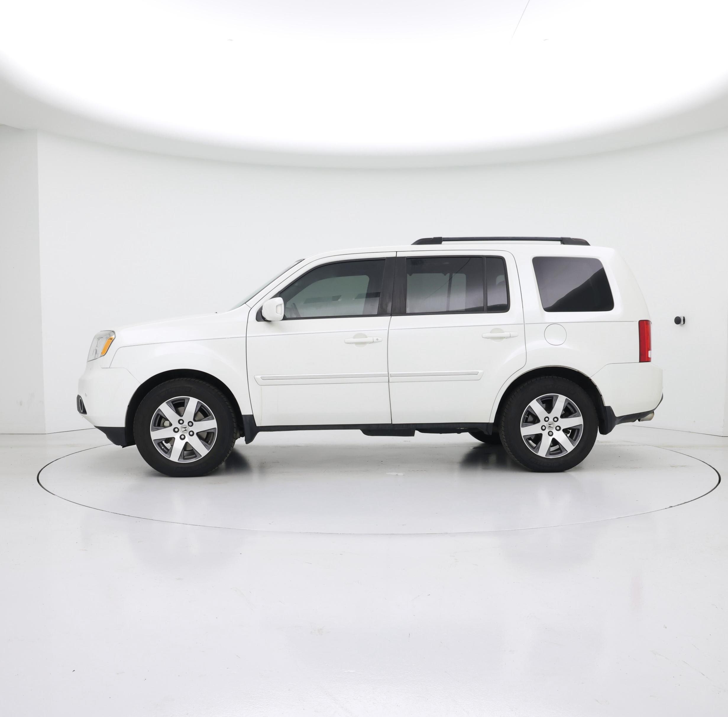 Thumbnail: 2015 Honda Pilot - 3