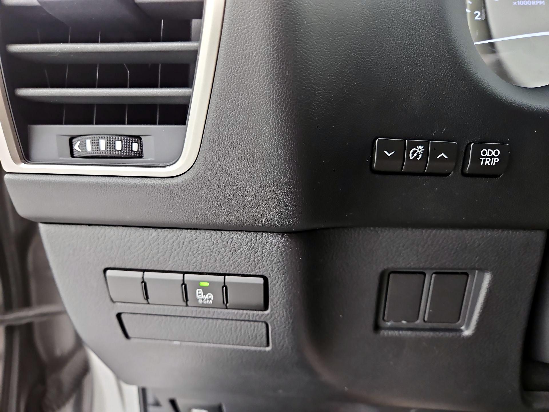 Thumbnail: 2016 Lexus NX - 13