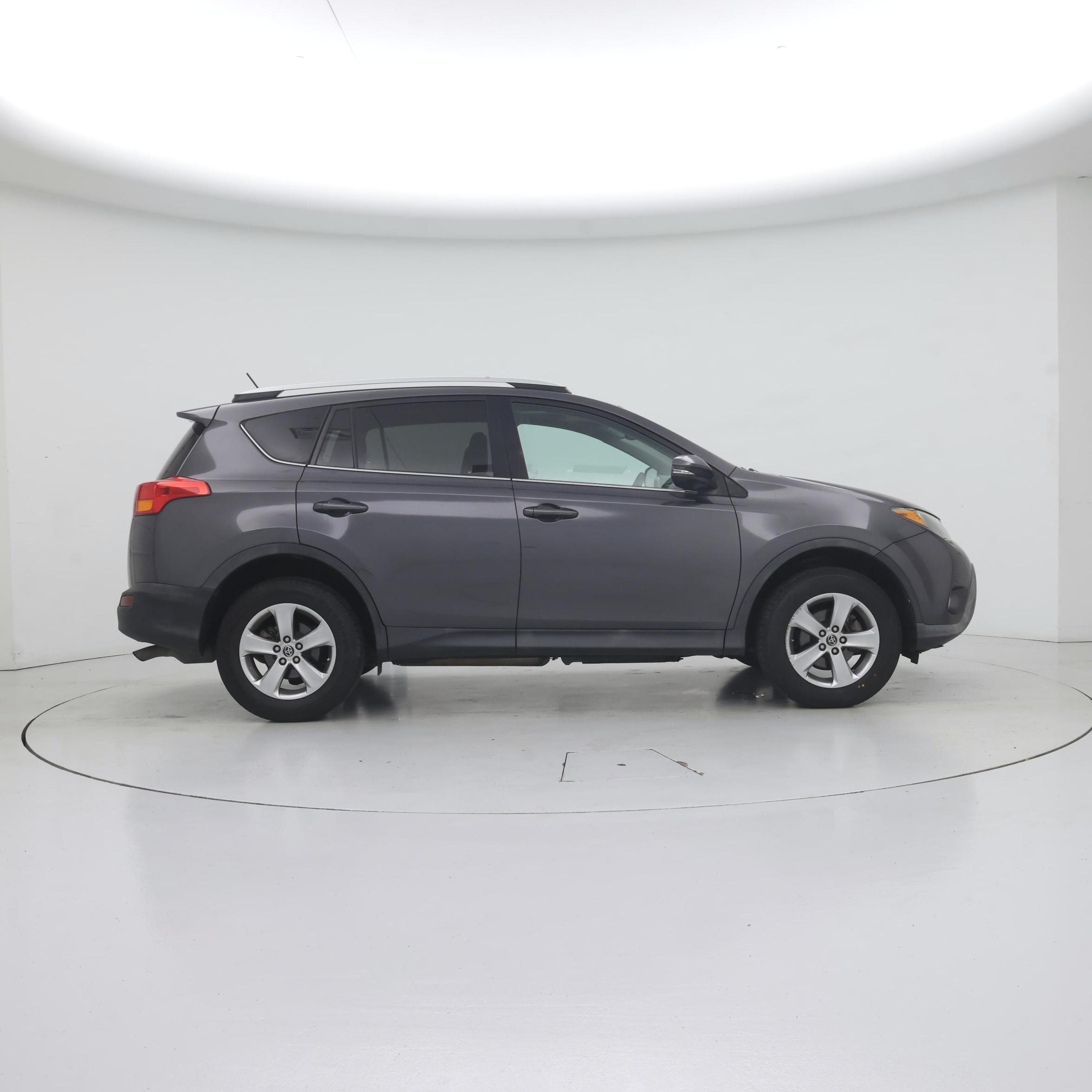 Thumbnail: 2015 Toyota RAV4 - 7