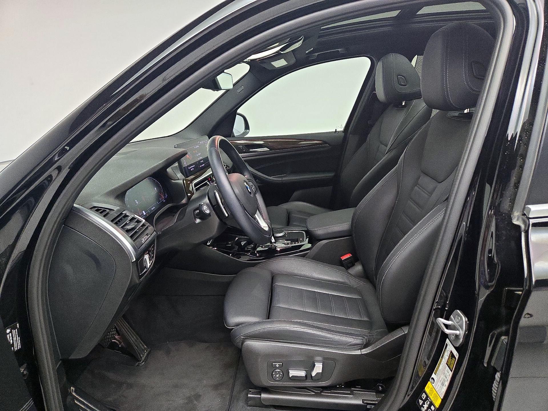 Thumbnail: 2022 BMW X3 - 11