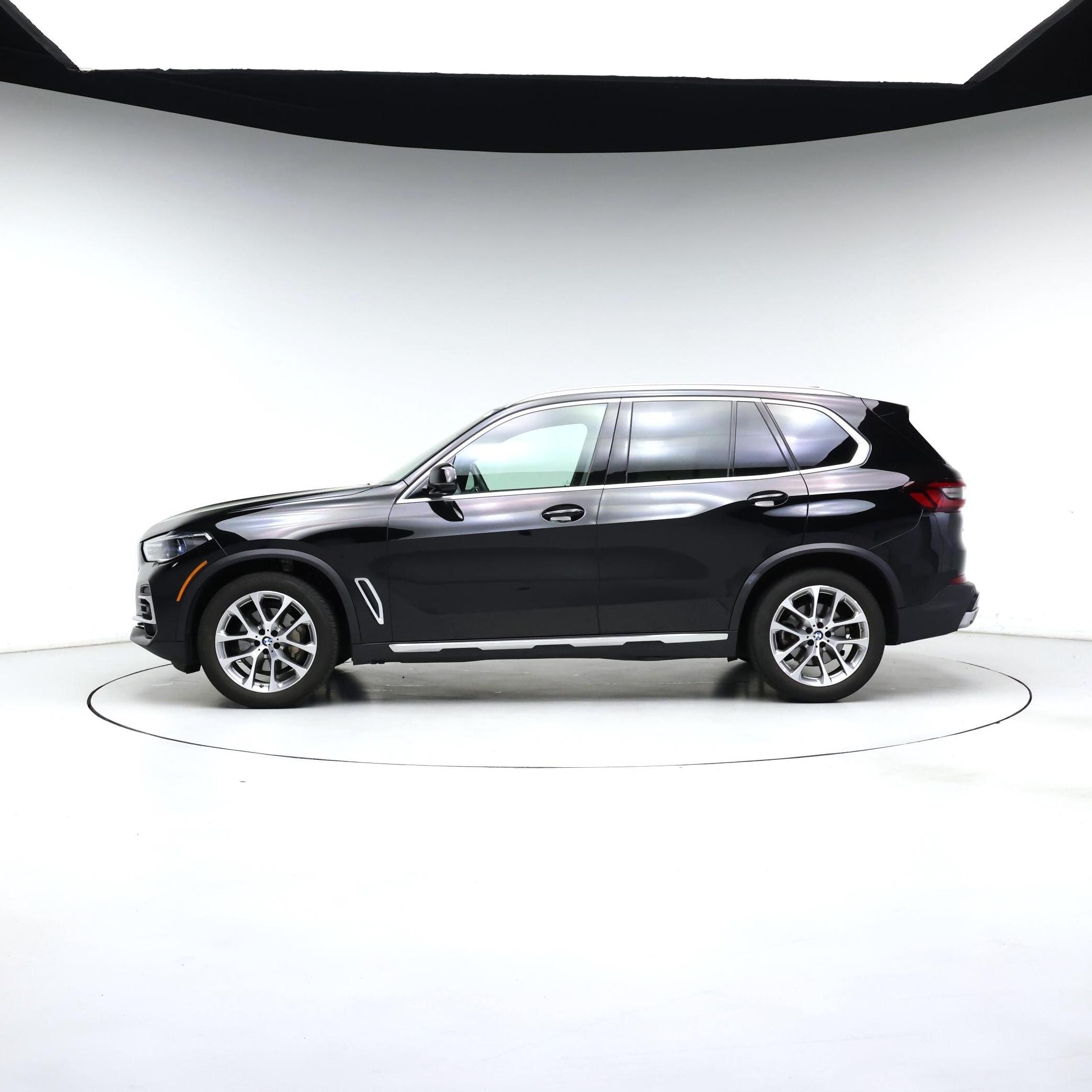 Thumbnail: 2023 BMW X5 - 3