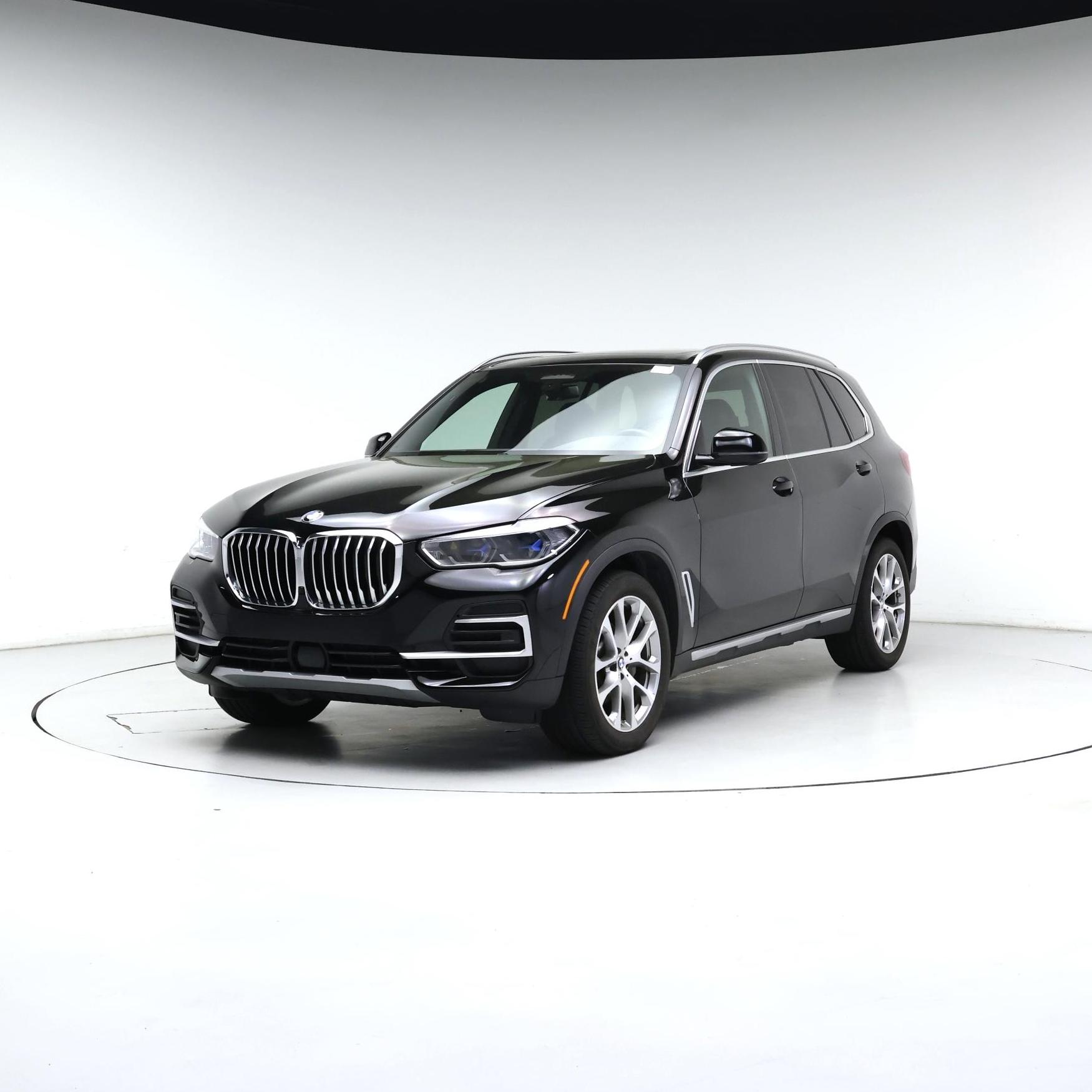 Thumbnail: 2023 BMW X5 - 4