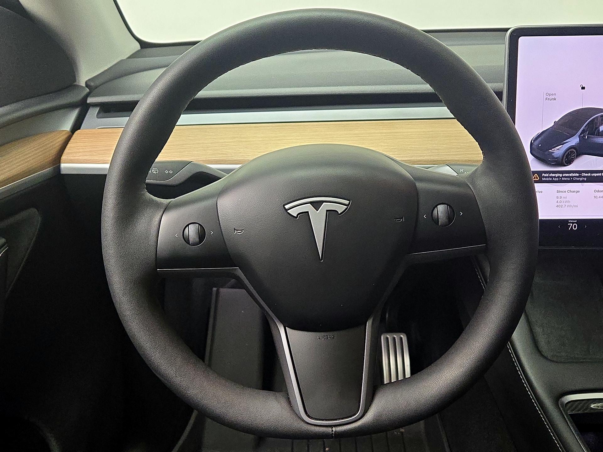 Thumbnail: 2025 Tesla Model Y - 10