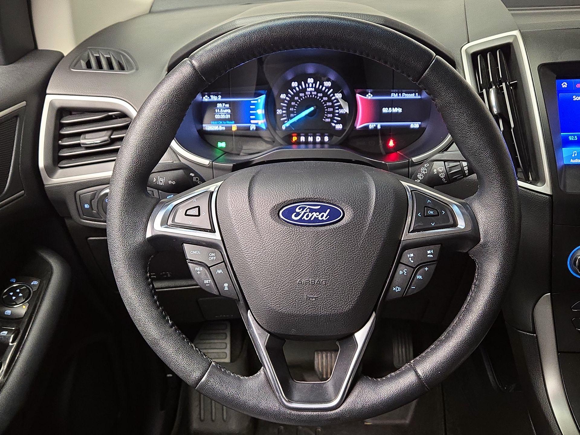 Thumbnail: 2020 Ford Edge - 10