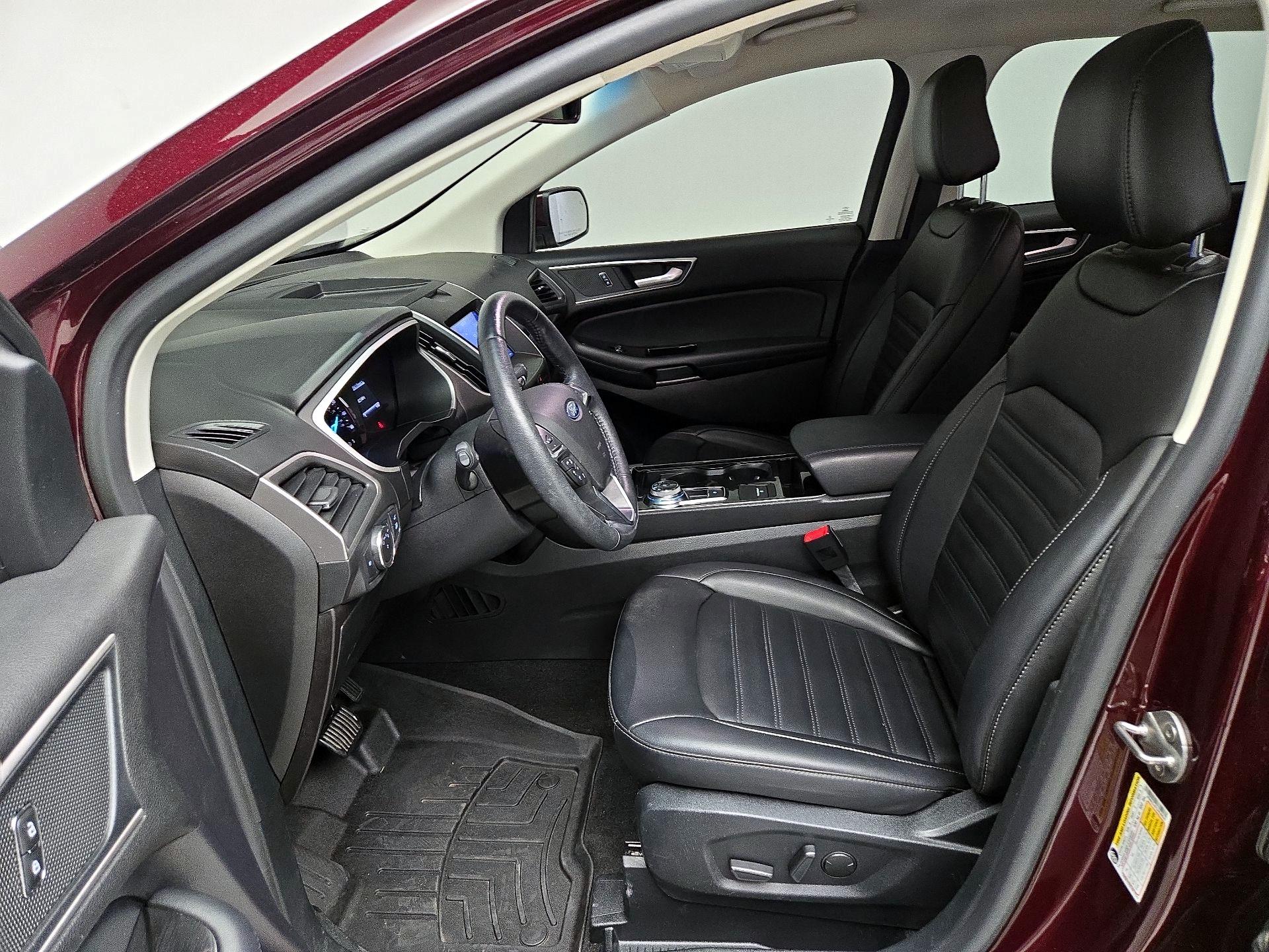 Thumbnail: 2020 Ford Edge - 11