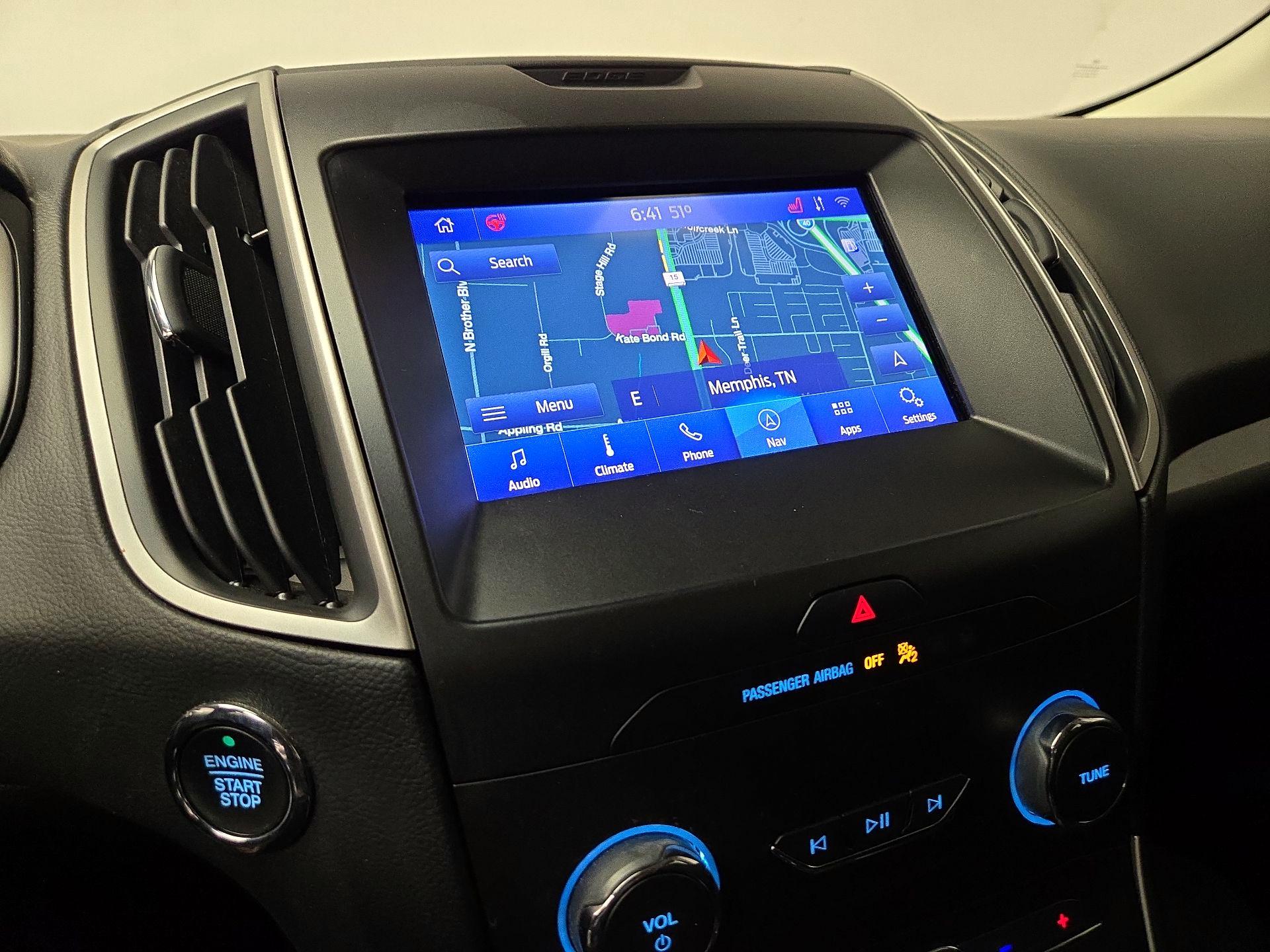 Thumbnail: 2020 Ford Edge - 14