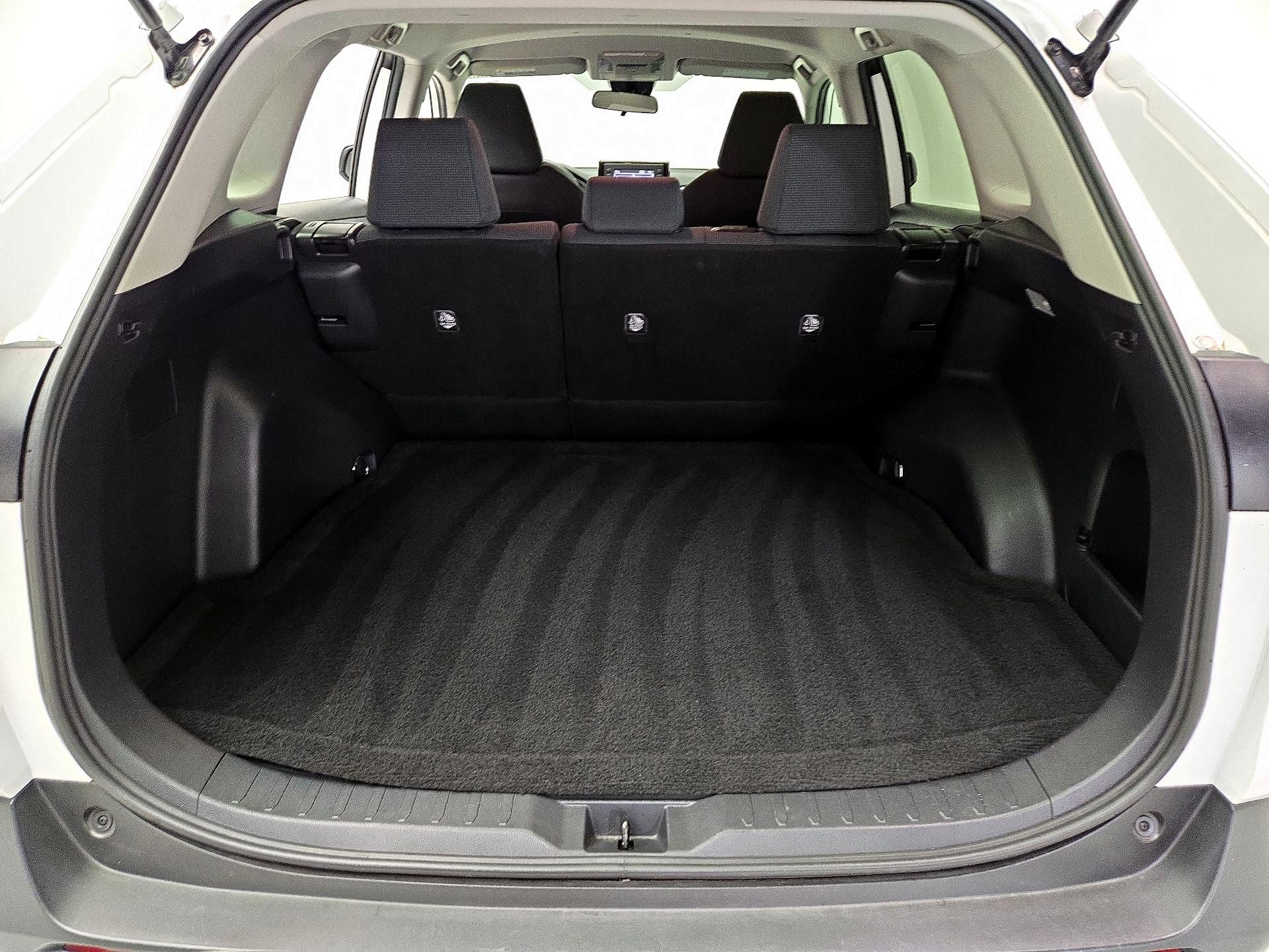 Thumbnail: 2021 Toyota RAV4 - 20