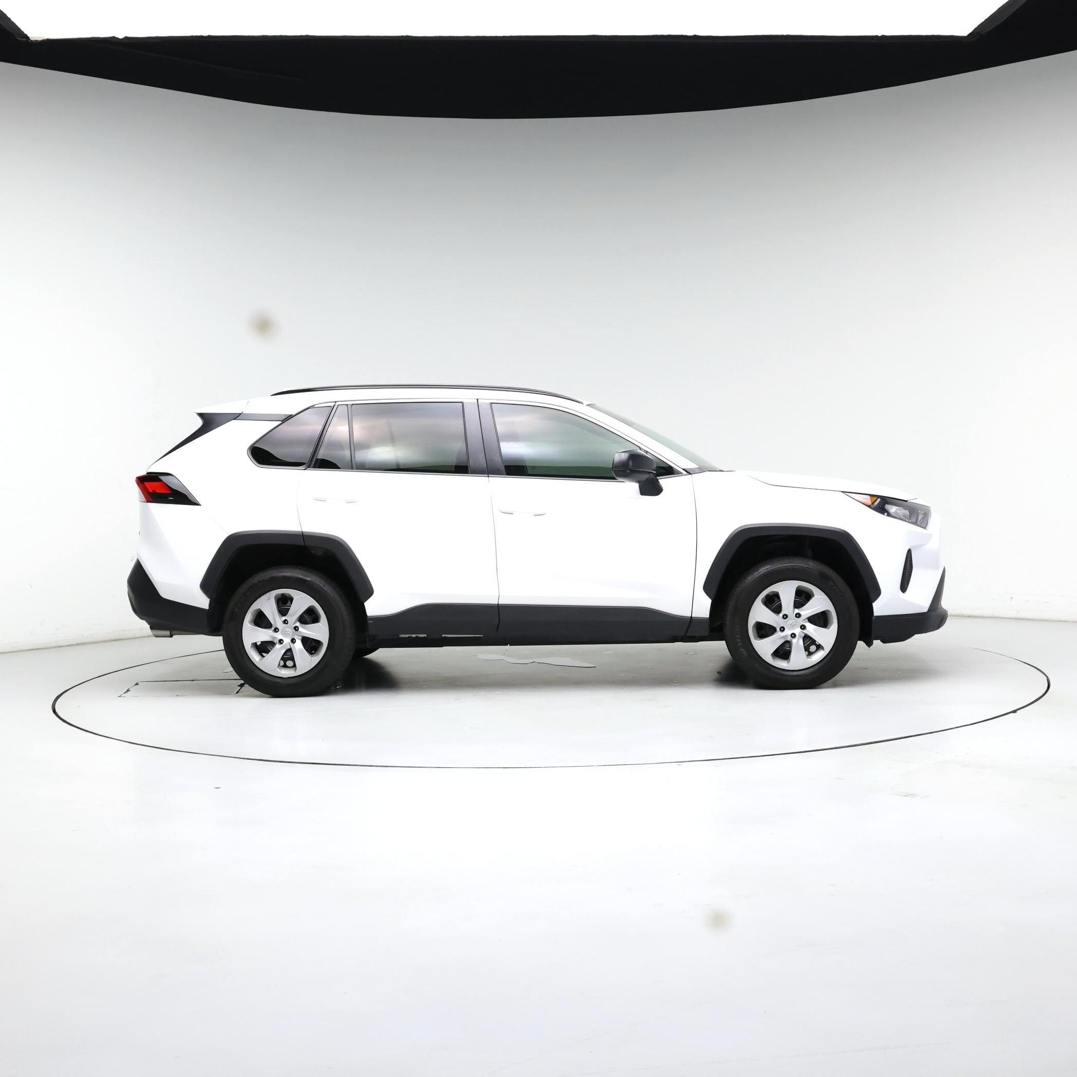 Thumbnail: 2021 Toyota RAV4 - 7