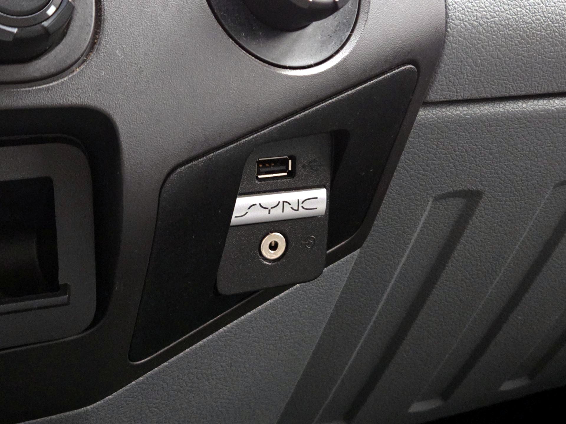 Thumbnail: 2016 Ford F-250 - 17