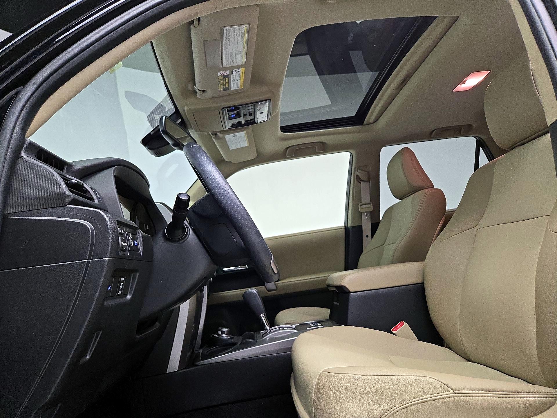 Thumbnail: 2021 Toyota 4Runner - 19