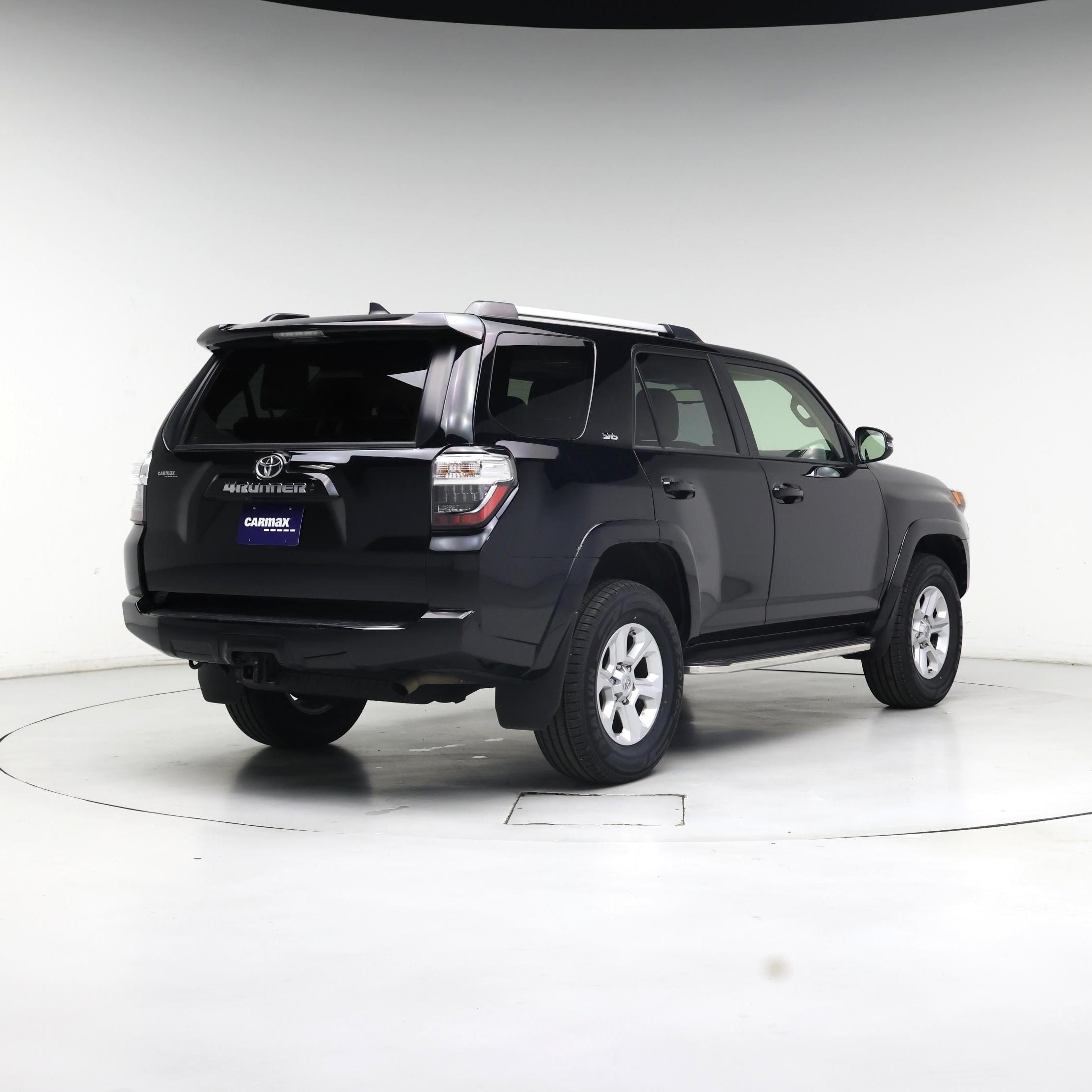 Thumbnail: 2021 Toyota 4Runner - 8
