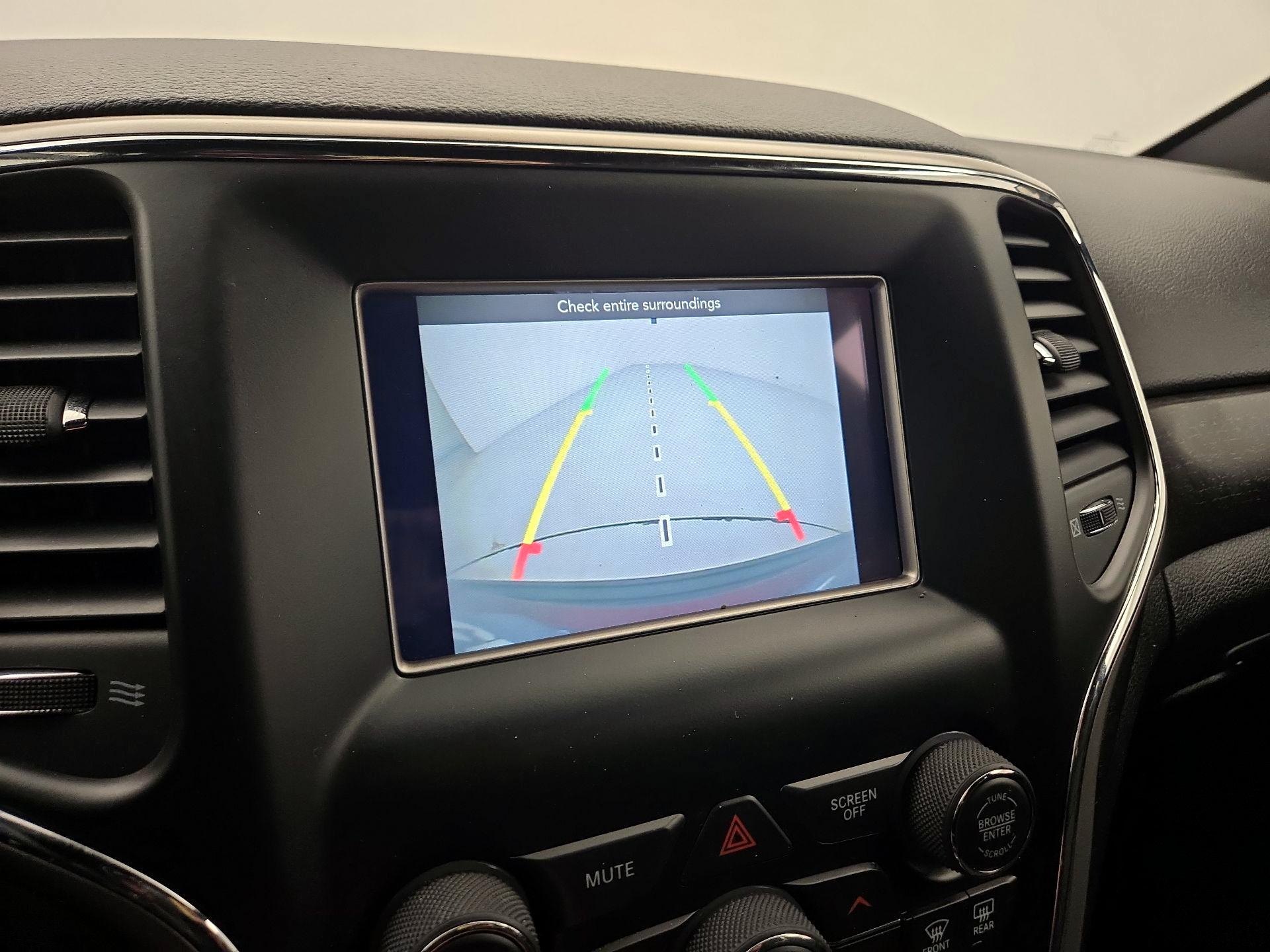 Thumbnail: 2018 Jeep Grand Cherokee - 14