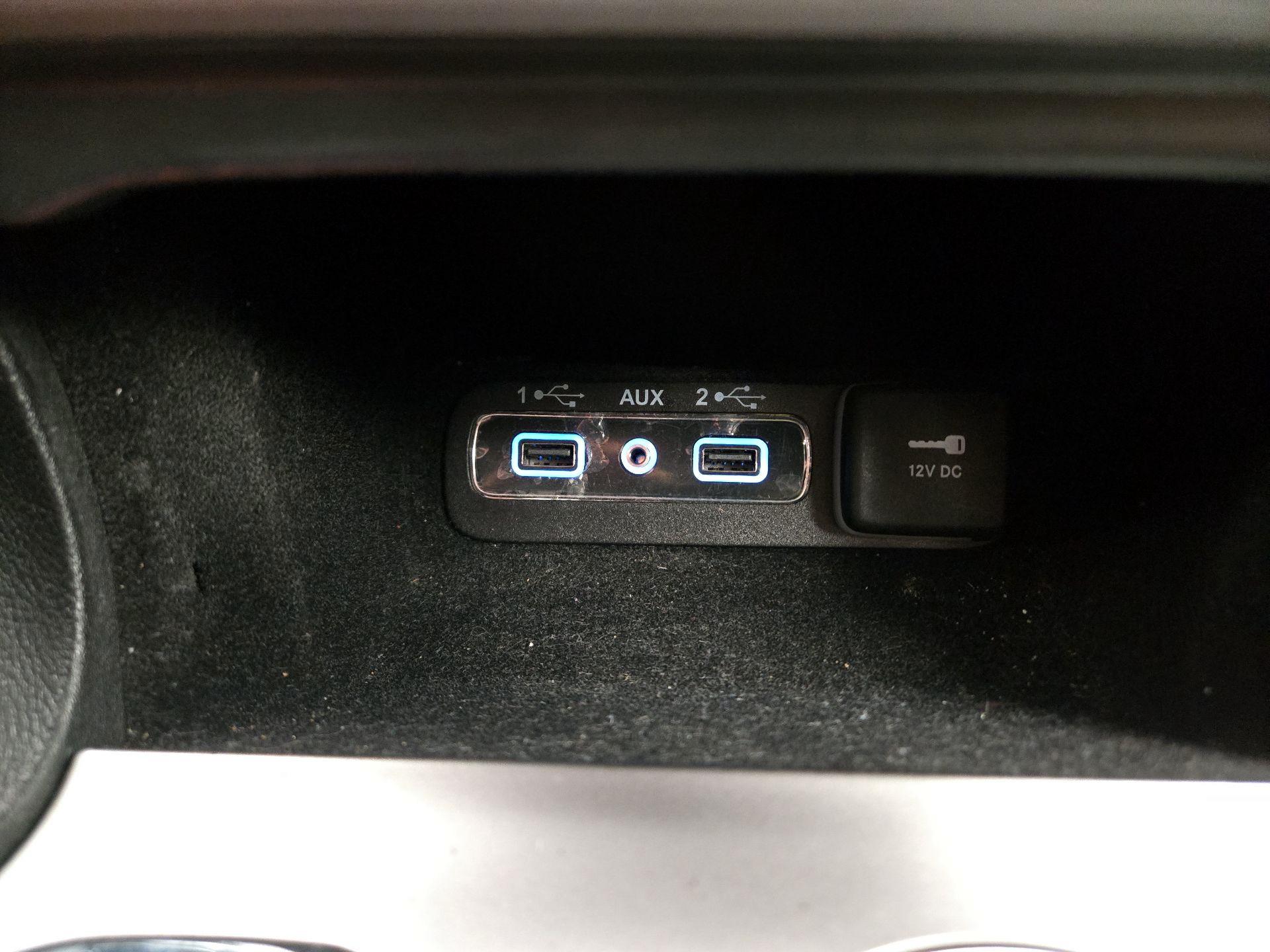 Thumbnail: 2018 Jeep Grand Cherokee - 18