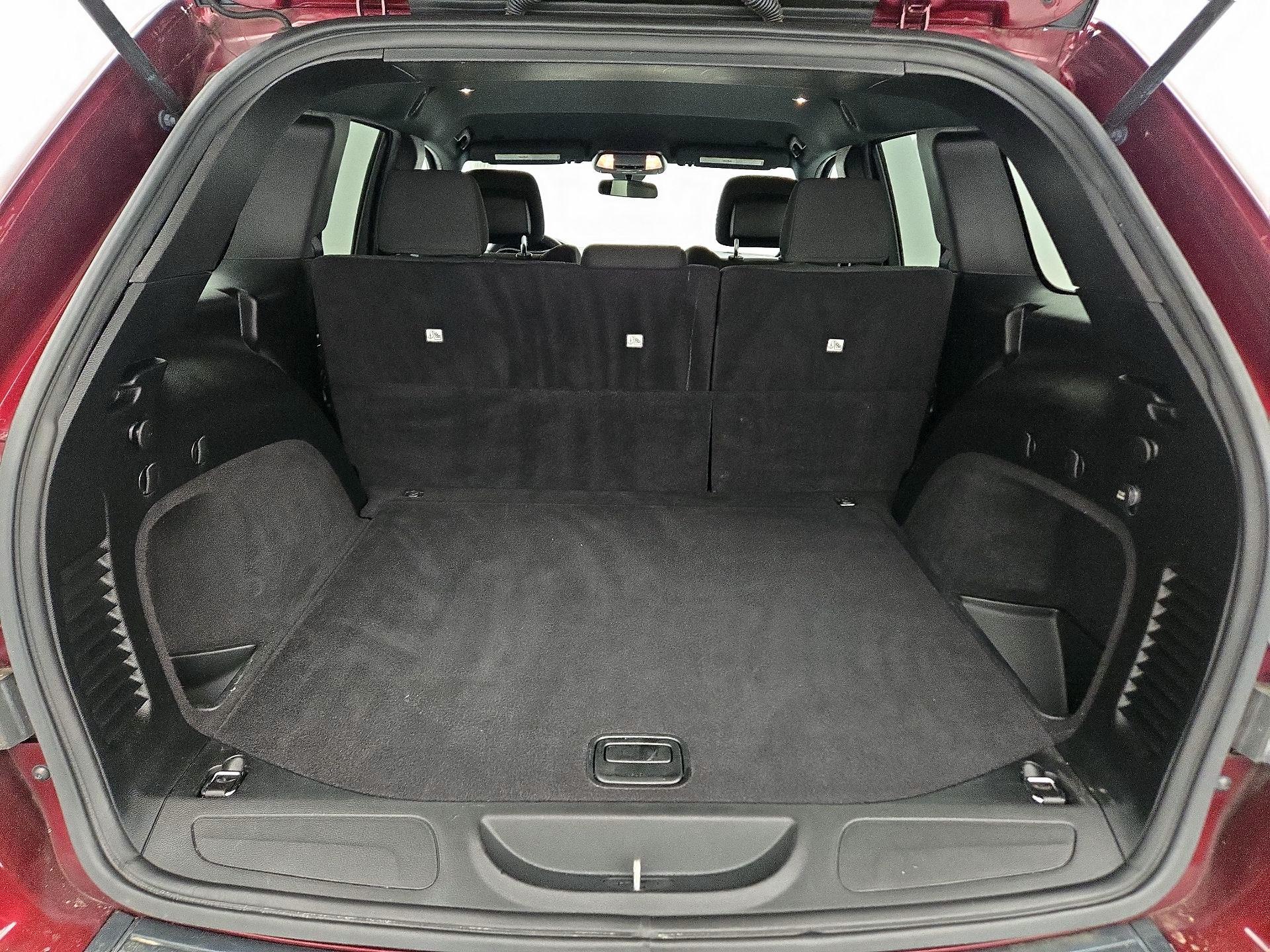 Thumbnail: 2018 Jeep Grand Cherokee - 20