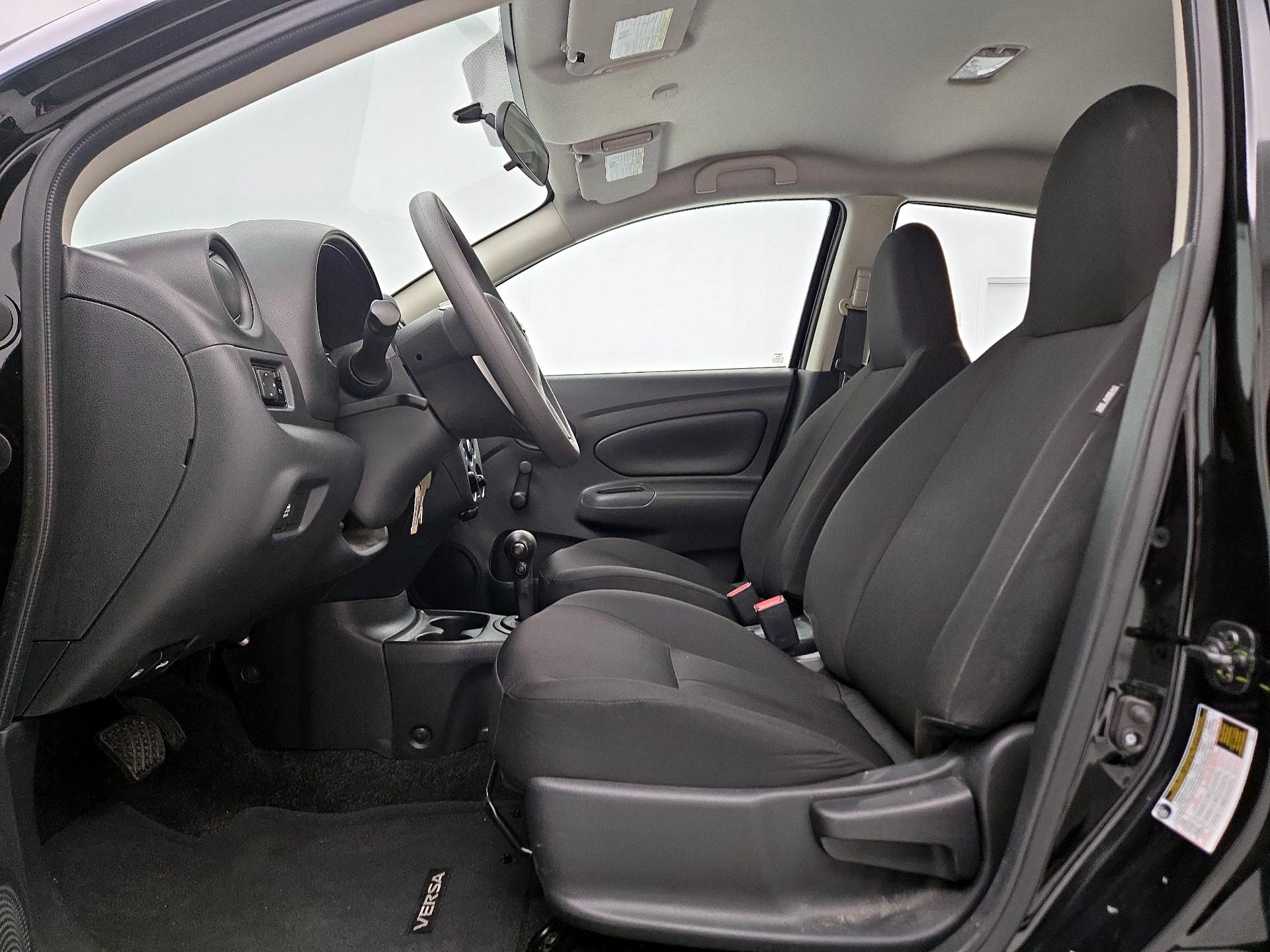 Thumbnail: 2016 Nissan Versa - 11