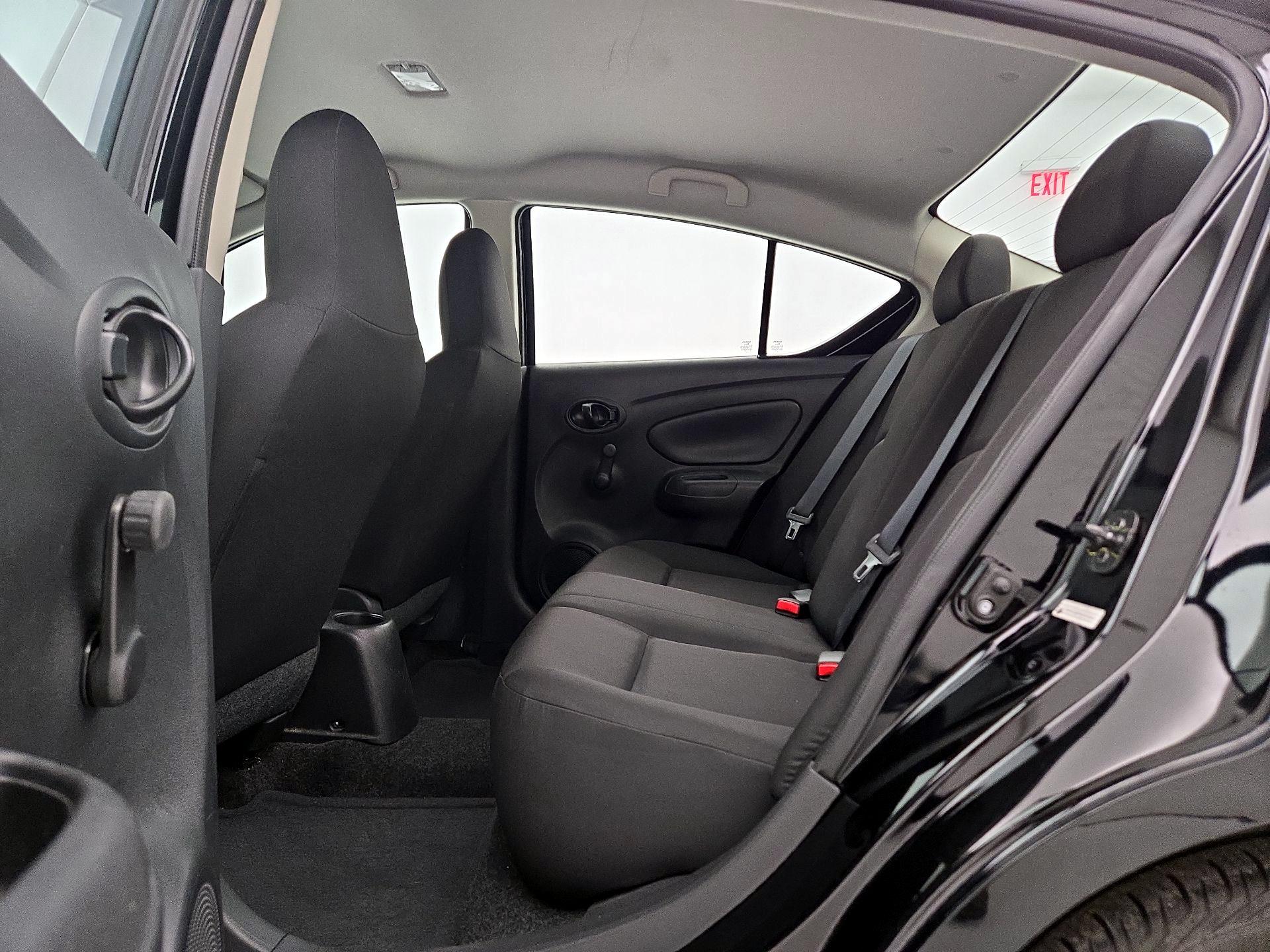 Thumbnail: 2016 Nissan Versa - 17