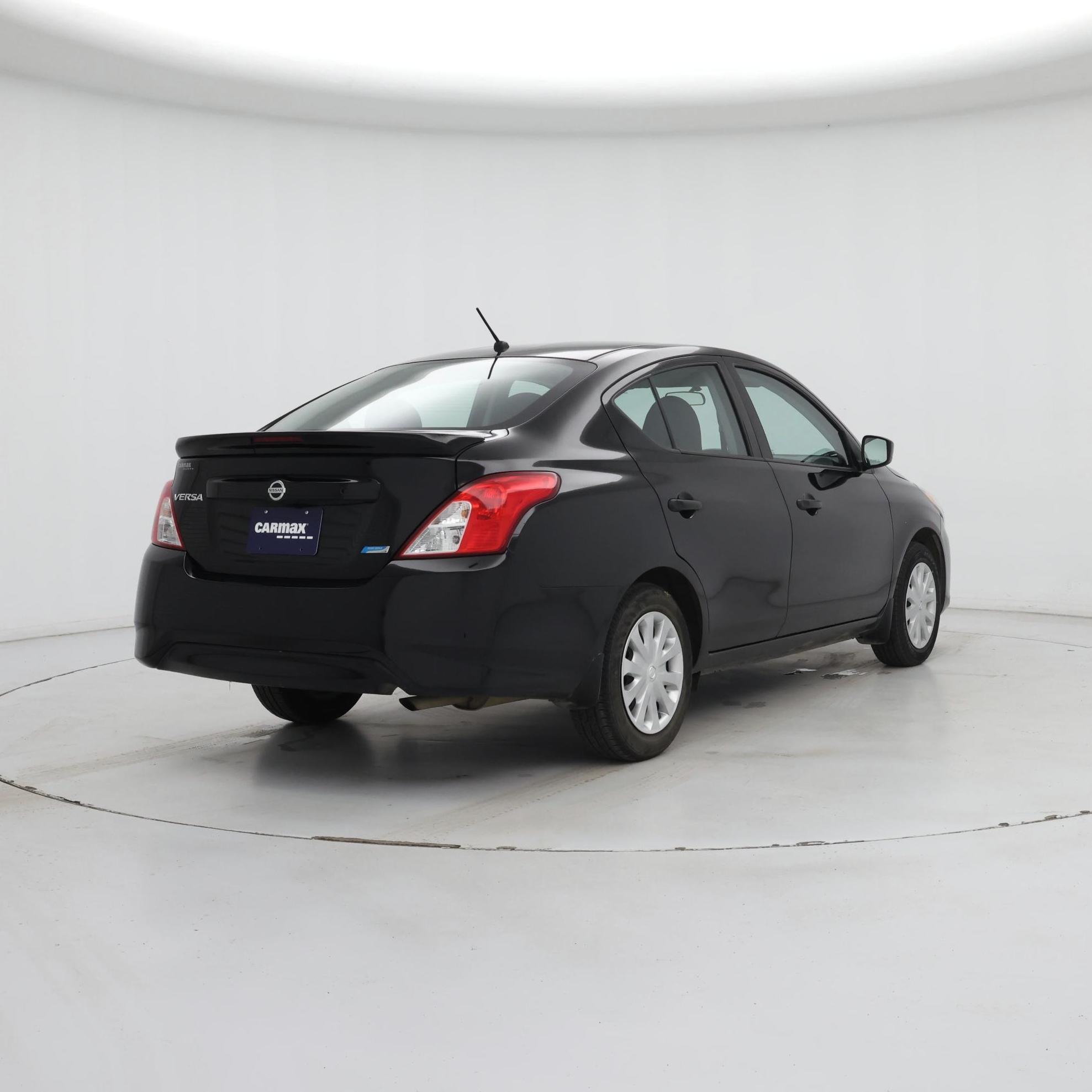 Thumbnail: 2016 Nissan Versa - 8