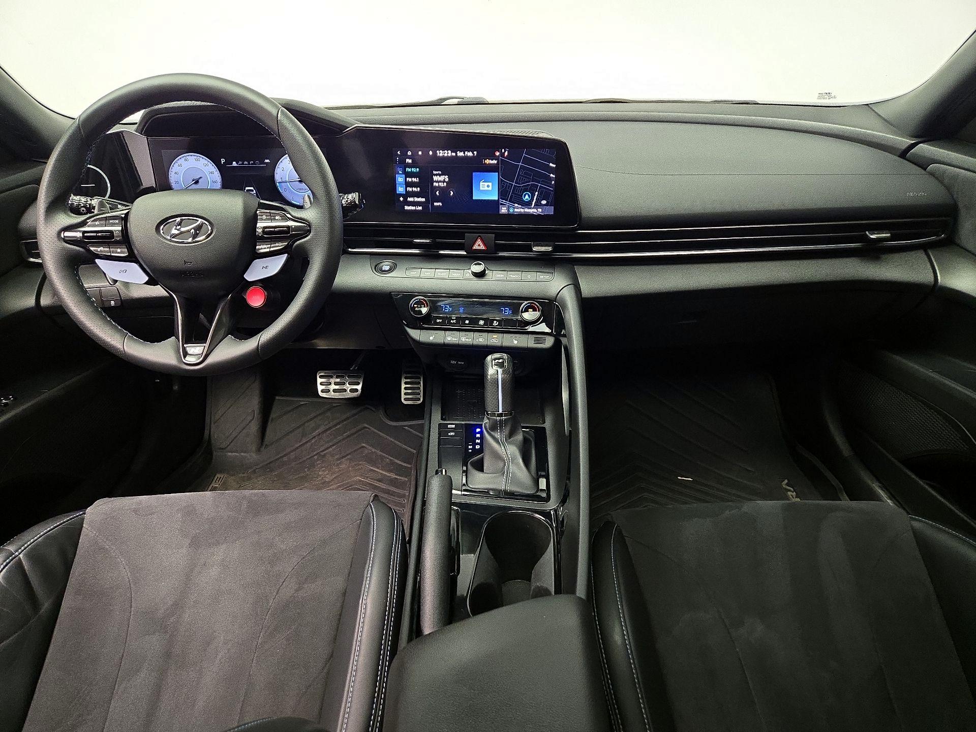 Thumbnail: 2022 Hyundai Elantra - 9