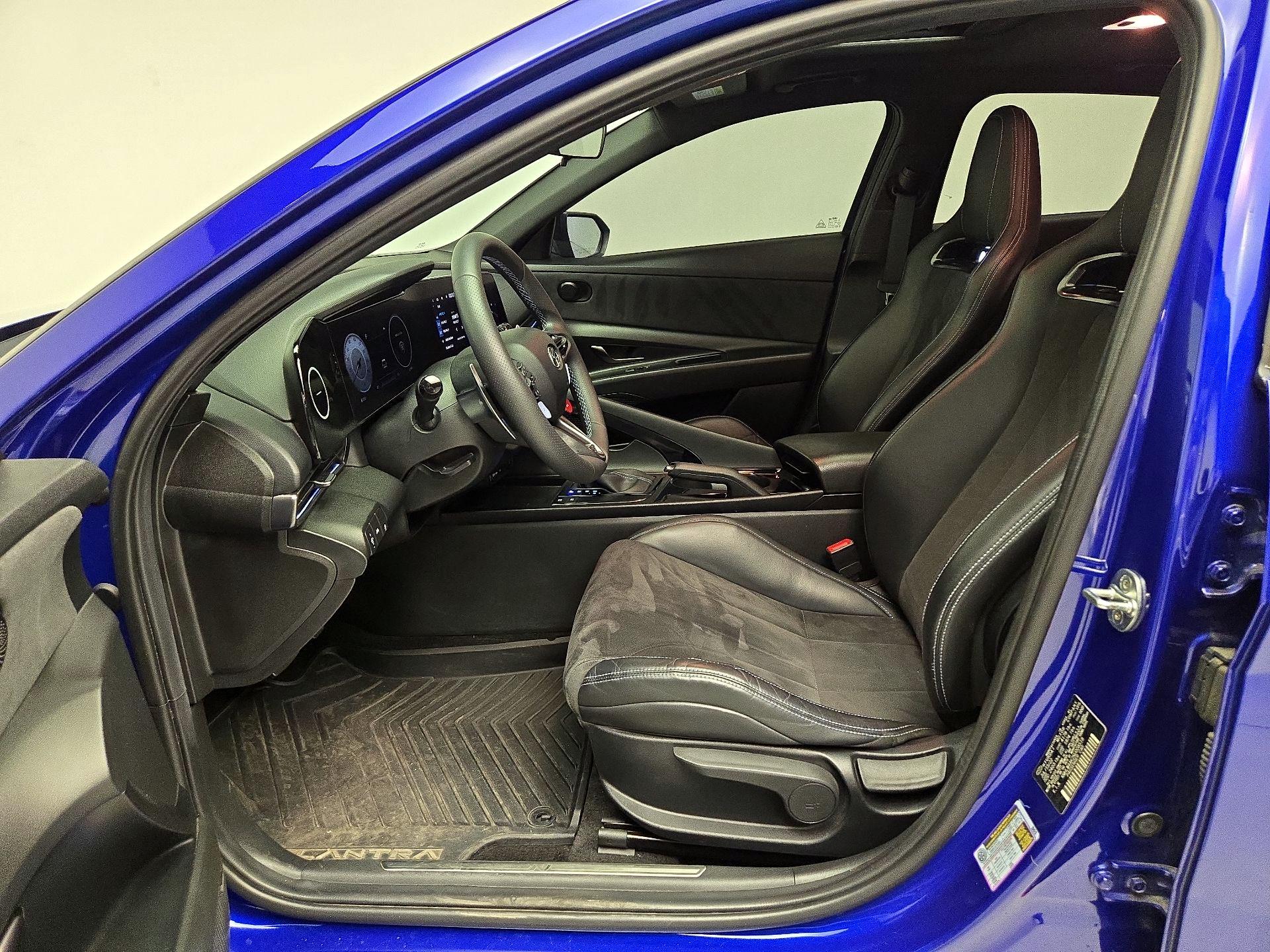 Thumbnail: 2022 Hyundai Elantra - 11