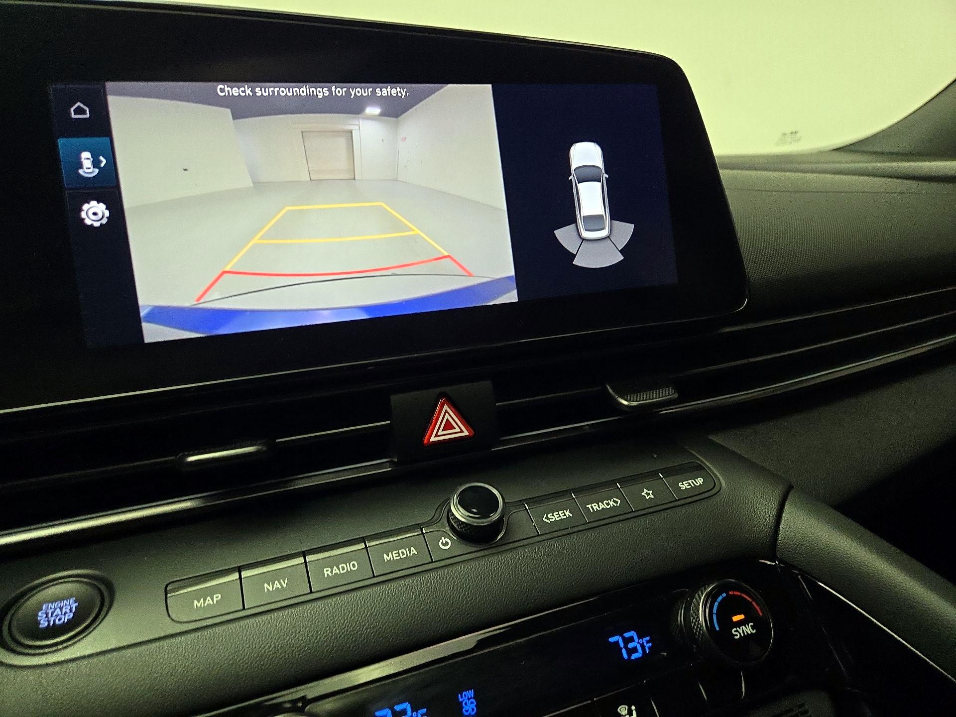 Thumbnail: 2022 Hyundai Elantra - 15