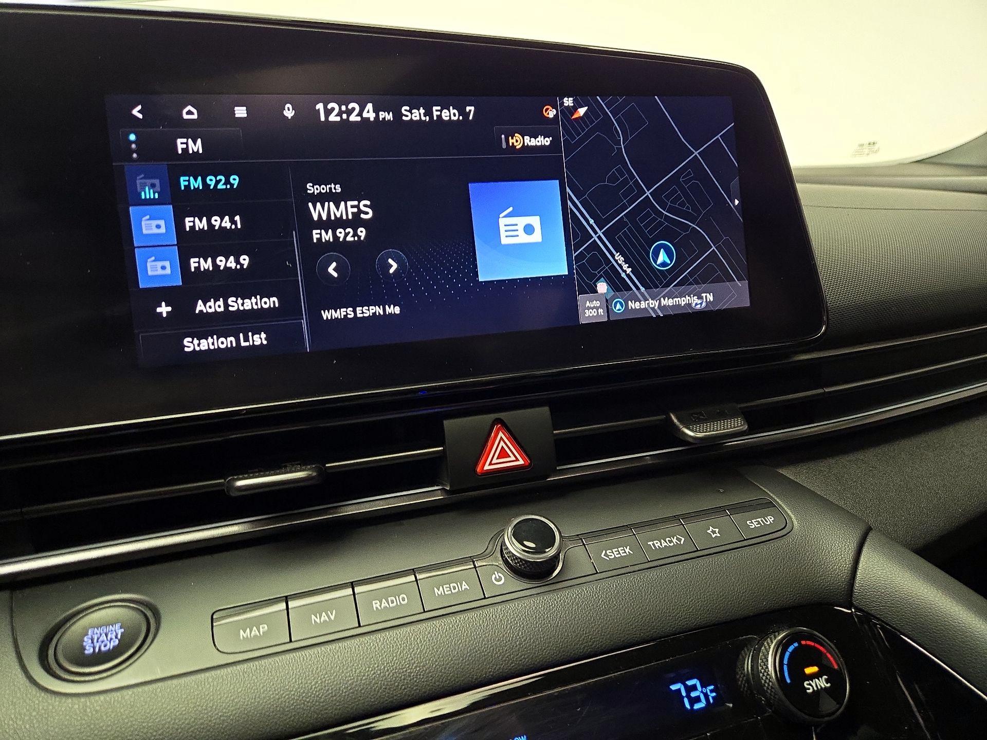 Thumbnail: 2022 Hyundai Elantra - 16