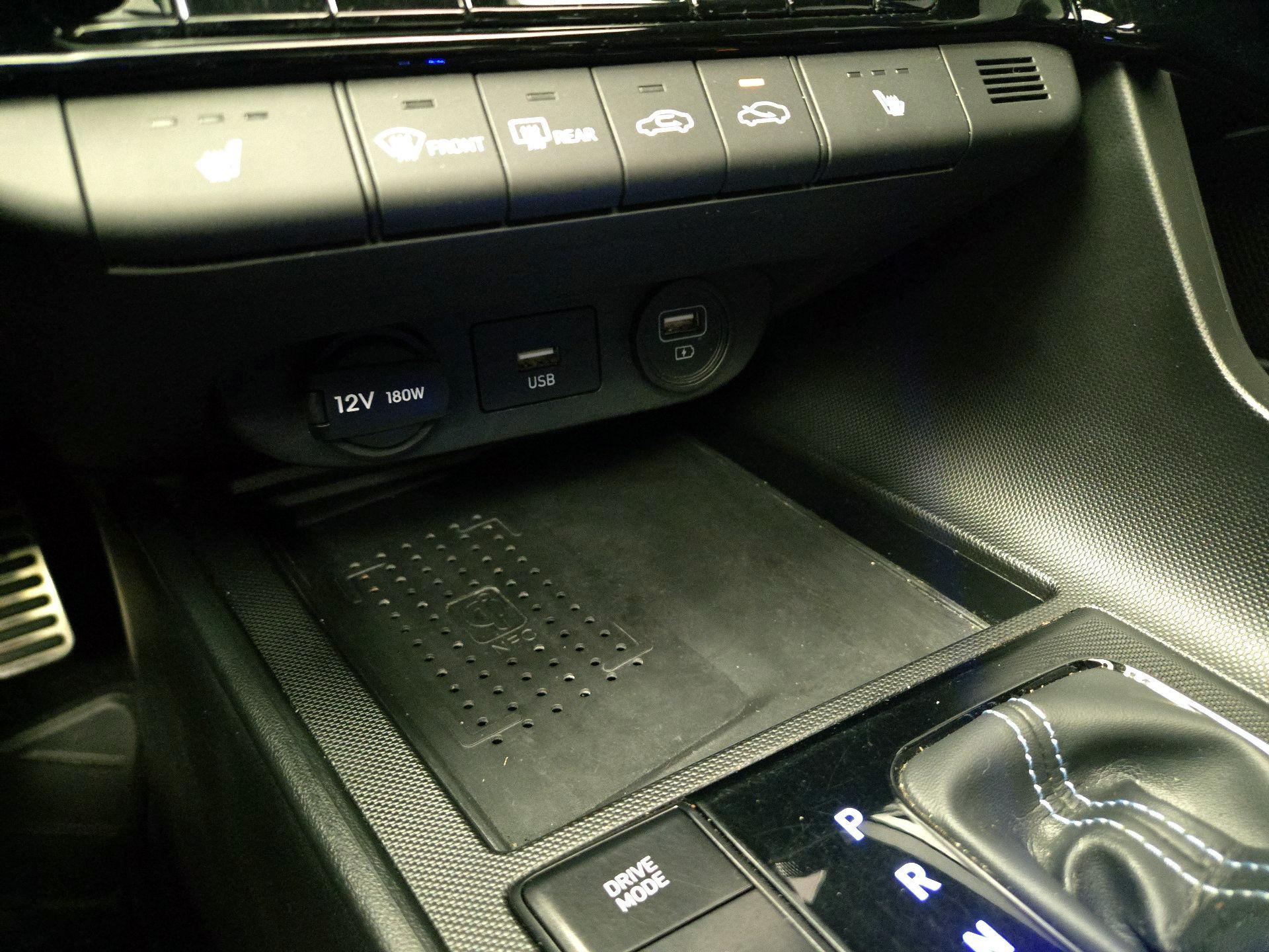 Thumbnail: 2022 Hyundai Elantra - 19