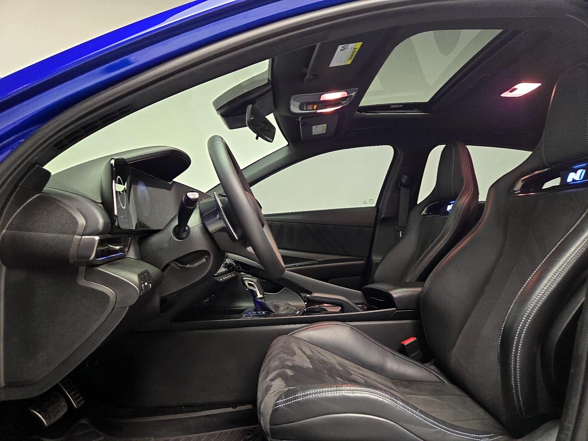 Thumbnail: 2022 Hyundai Elantra - 20