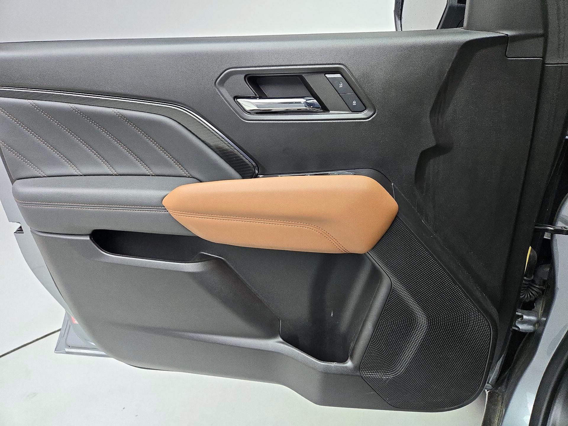 Thumbnail: 2024 GMC Canyon - 12