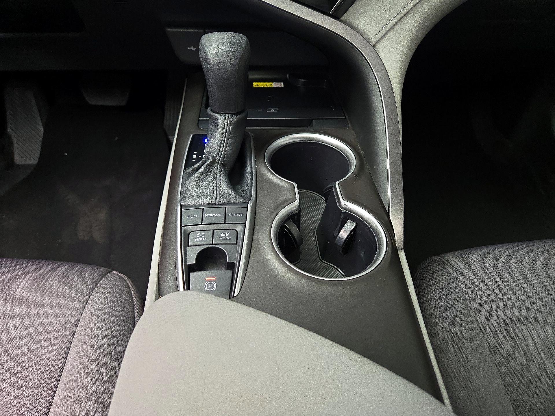 Thumbnail: 2024 Toyota Camry - 17